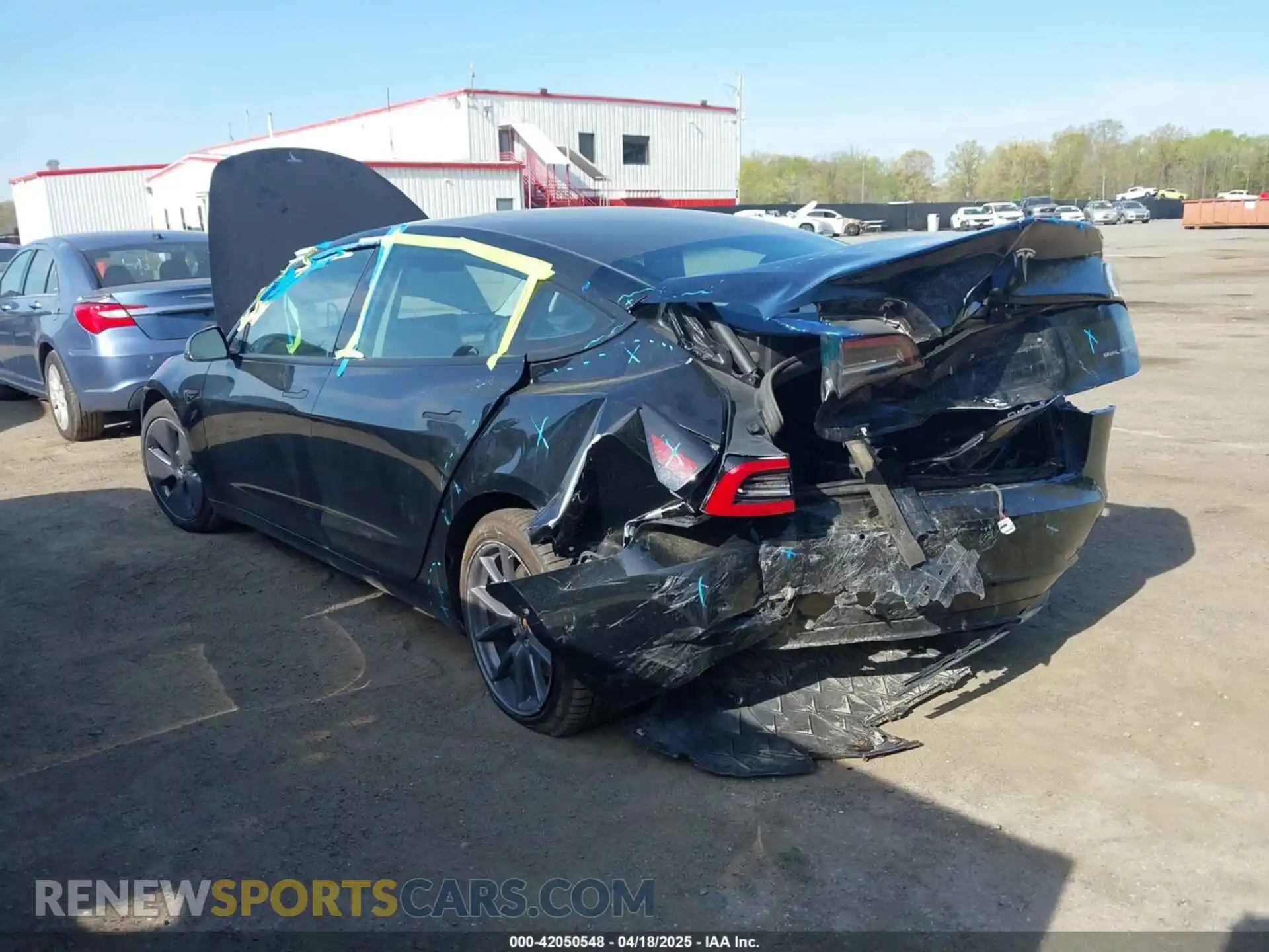 3 Photograph of a damaged car 5YJ3E1EB0NF256629 TESLA MODEL 3 2022