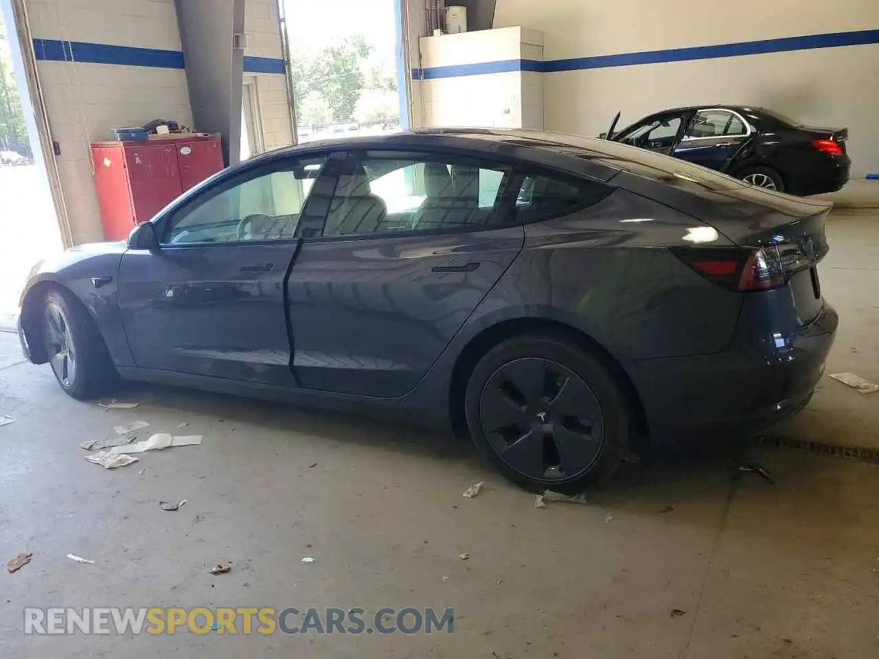 2 fotografías del automóvil dañado 5YJ3E1EB0NF262916 TESLA MODEL 3 2022