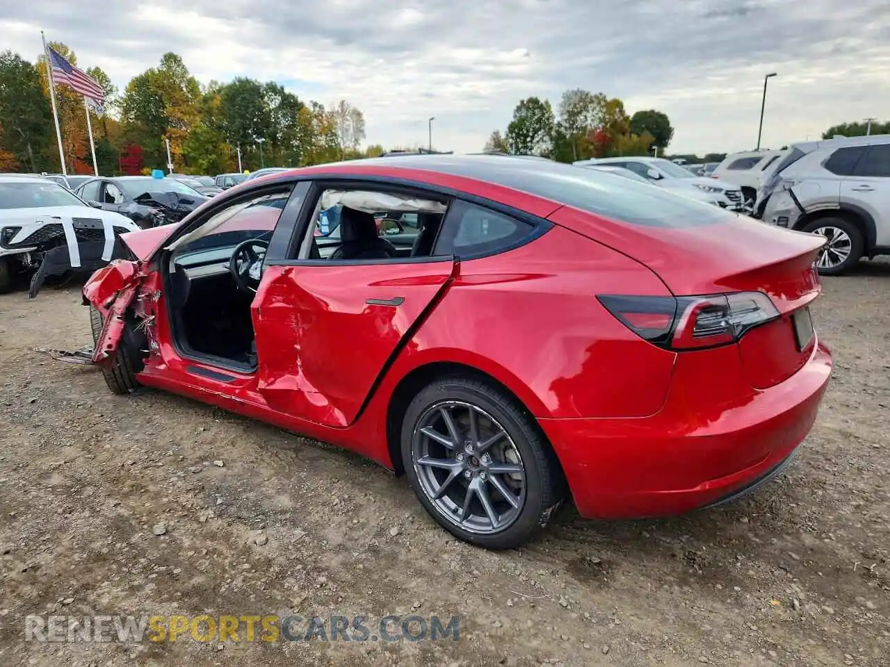 2 fotografías del automóvil dañado 5YJ3E1EB0NF290876 TESLA MODEL 3 2022