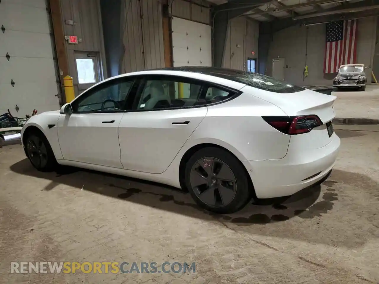 2 Photograph of a damaged car 5YJ3E1EB1NF115245 TESLA MODEL 3 2022