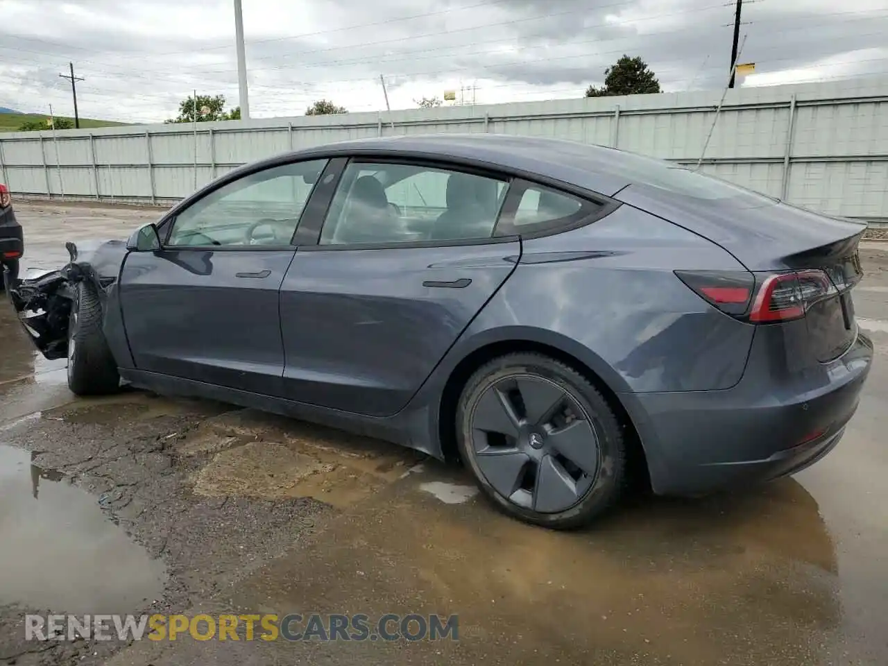 2 Photograph of a damaged car 5YJ3E1EB1NF120316 TESLA MODEL 3 2022