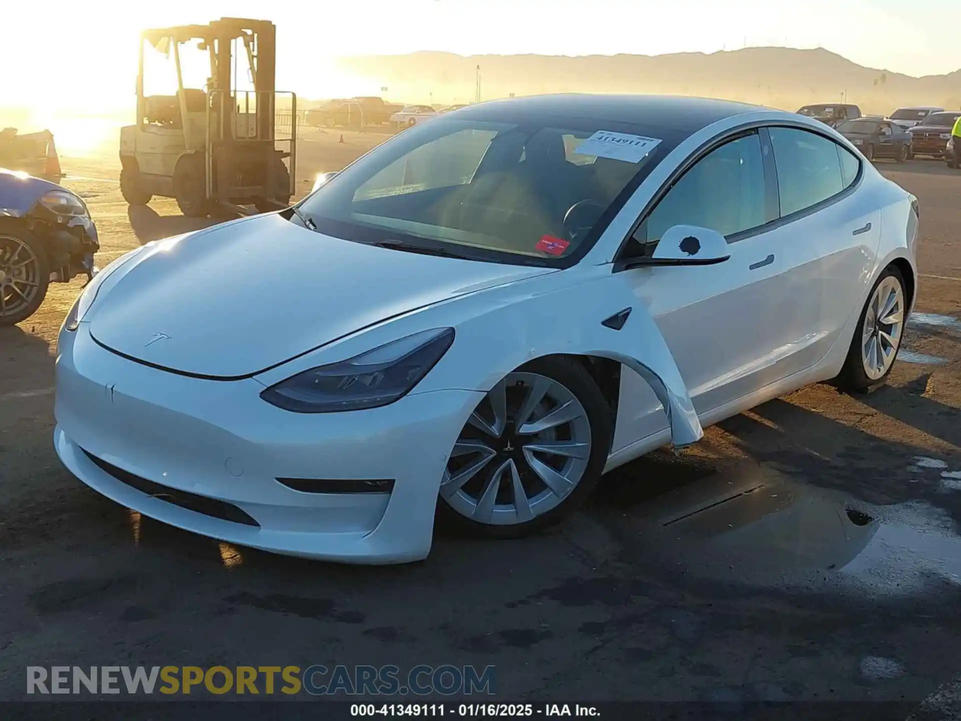 2 Photograph of a damaged car 5YJ3E1EB1NF129310 TESLA MODEL 3 2022