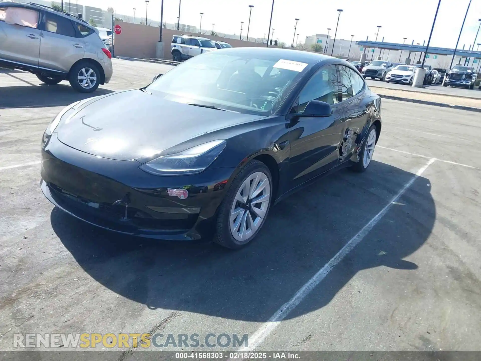 2 Photograph of a damaged car 5YJ3E1EB1NF133356 TESLA MODEL 3 2022