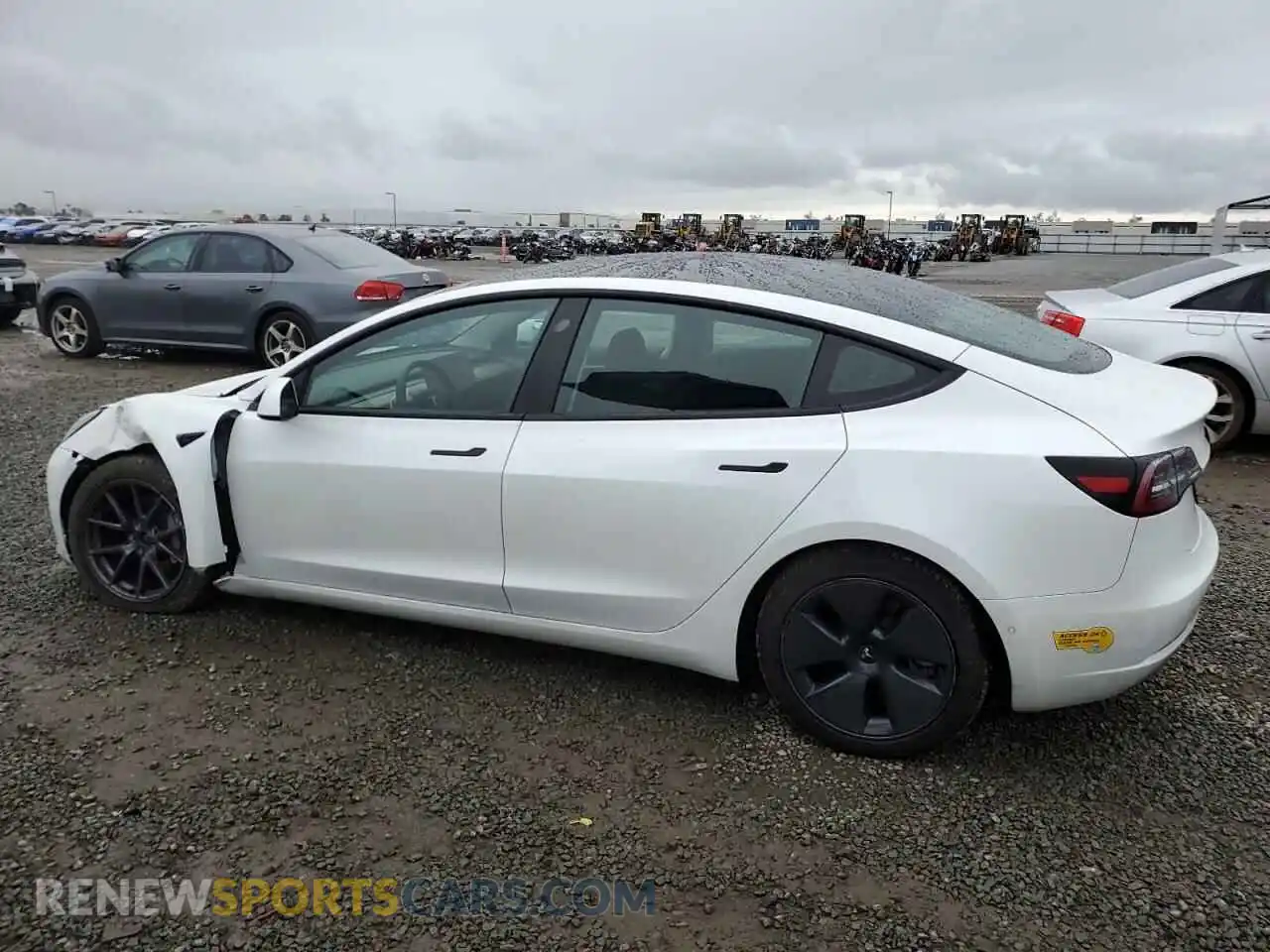 2 Photograph of a damaged car 5YJ3E1EB1NF135351 TESLA MODEL 3 2022
