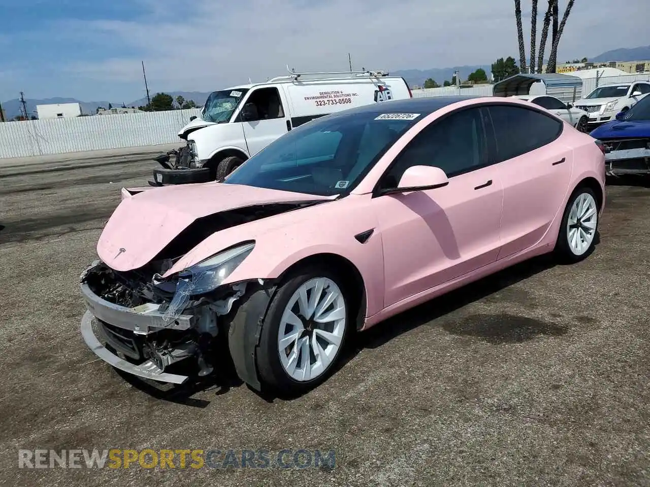 1 Photograph of a damaged car 5YJ3E1EB1NF151713 TESLA MODEL 3 2022