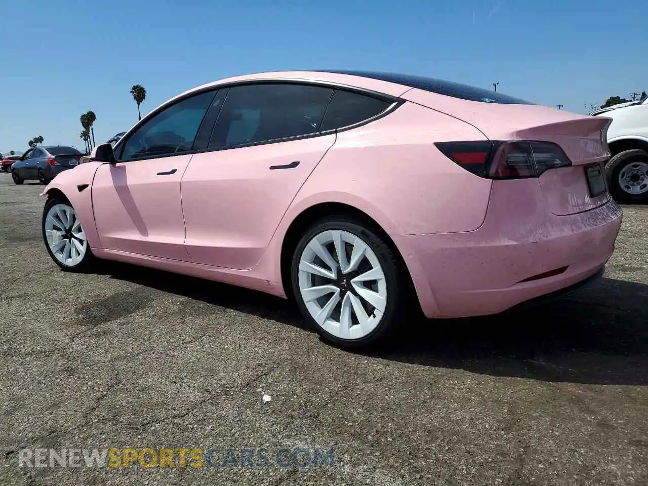2 Photograph of a damaged car 5YJ3E1EB1NF151713 TESLA MODEL 3 2022