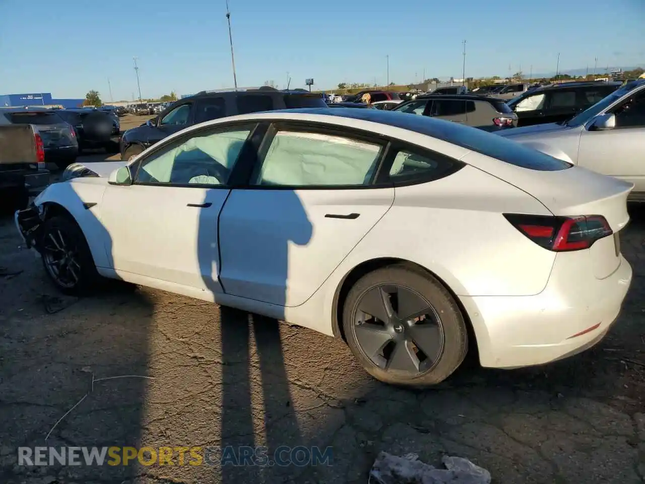 2 Photograph of a damaged car 5YJ3E1EB1NF152229 TESLA MODEL 3 2022