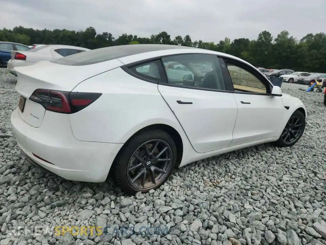3 Photograph of a damaged car 5YJ3E1EB1NF154529 TESLA MODEL 3 2022