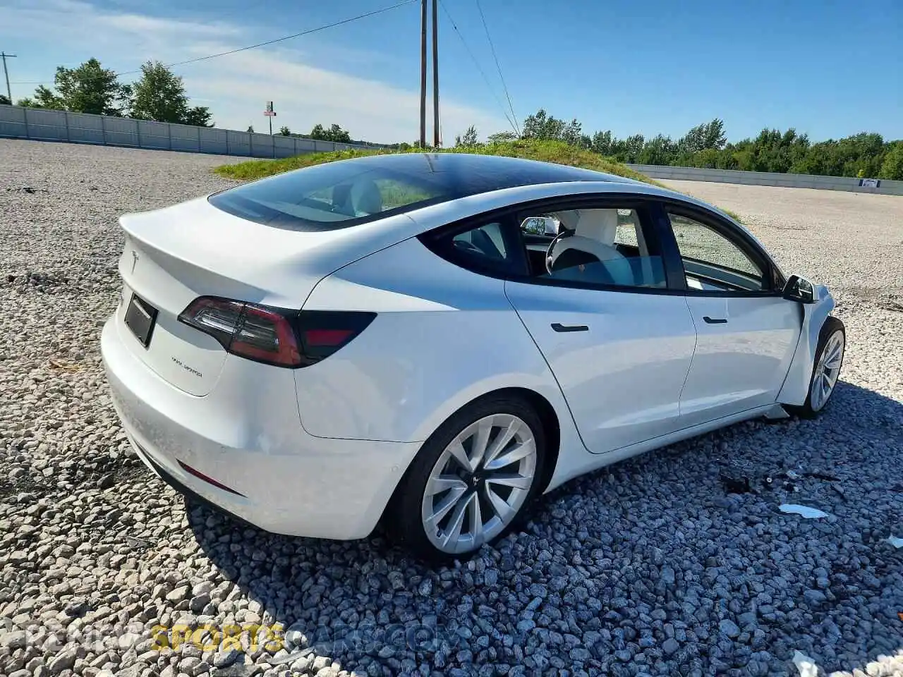 3 Photograph of a damaged car 5YJ3E1EB1NF180922 TESLA MODEL 3 2022