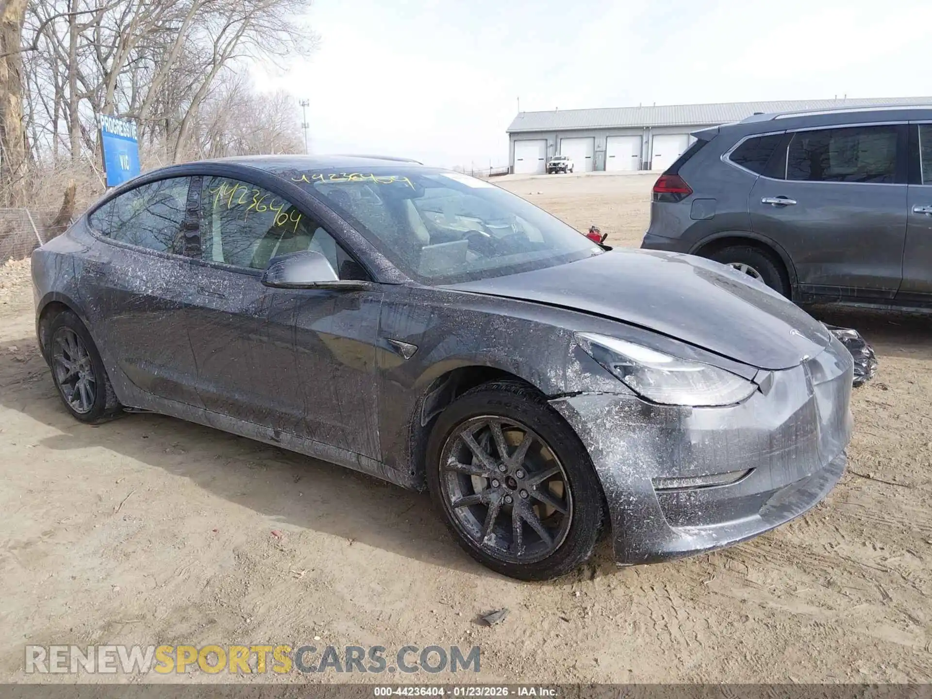 1 Photograph of a damaged car 5YJ3E1EB1NF190947 TESLA MODEL 3 2022