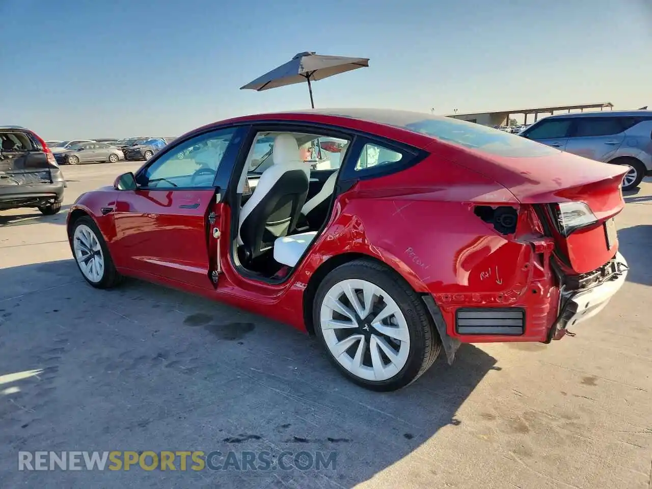 2 Фотография поврежденного автомобиля 5YJ3E1EB1NF199633 TESLA MODEL 3 2022