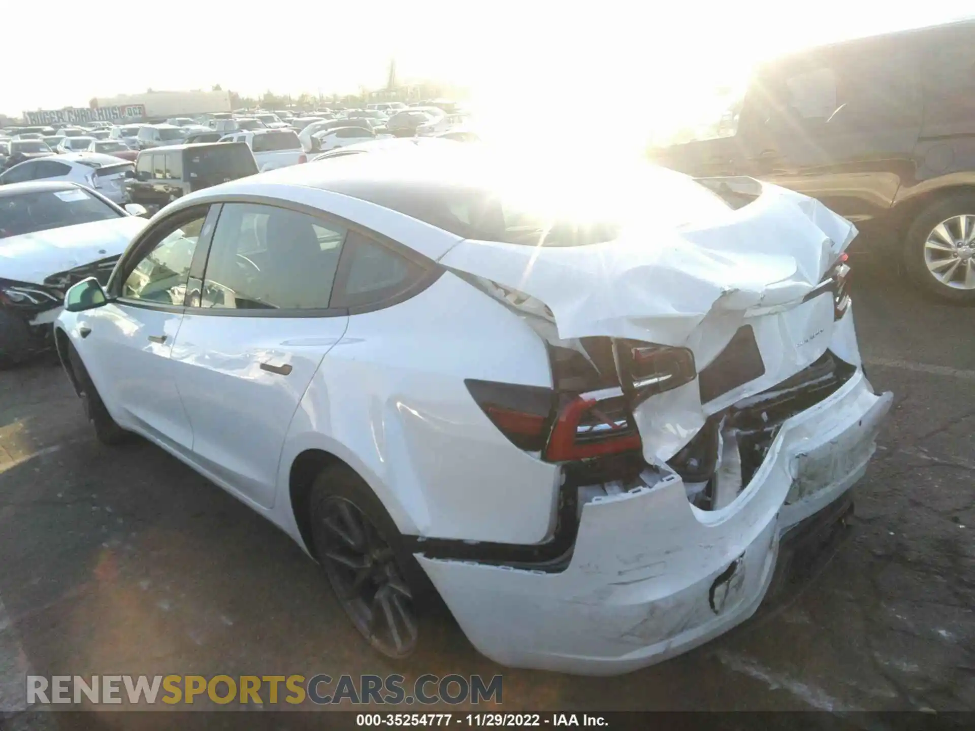 3 Фотография поврежденного автомобиля 5YJ3E1EB1NF222229 TESLA MODEL 3 2022