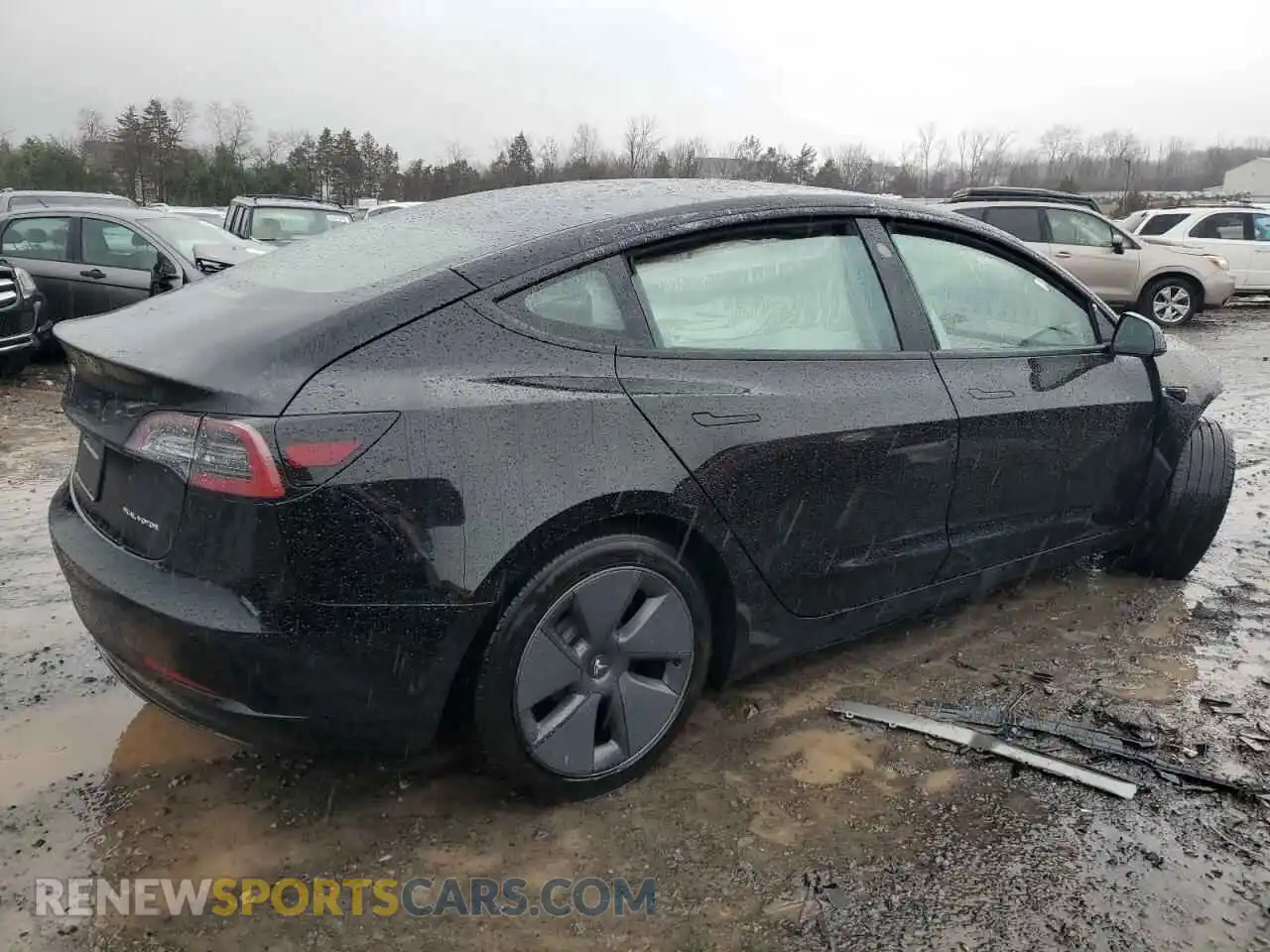 3 Photograph of a damaged car 5YJ3E1EB1NF235417 TESLA MODEL 3 2022