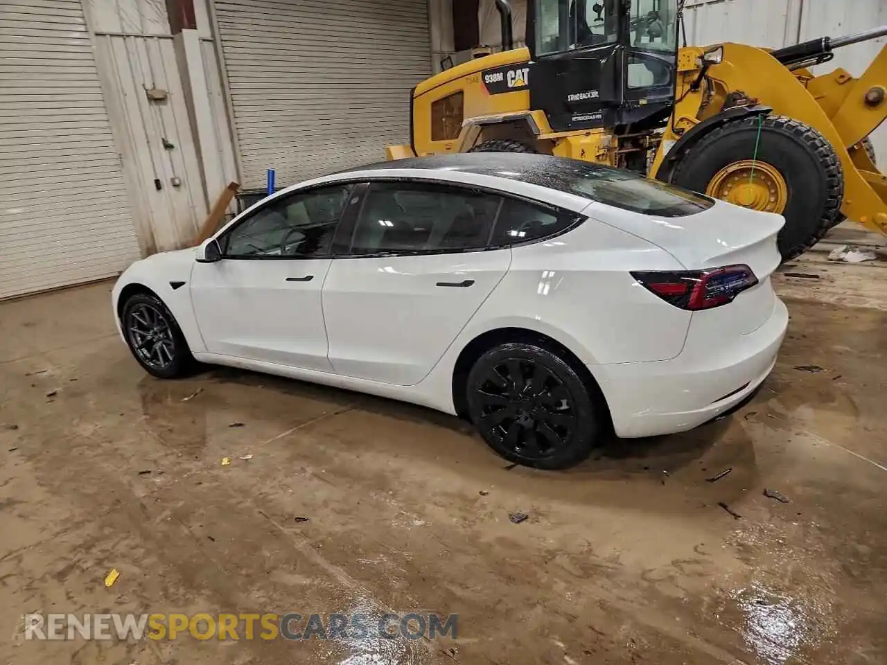2 Photograph of a damaged car 5YJ3E1EB1NF243923 TESLA MODEL 3 2022