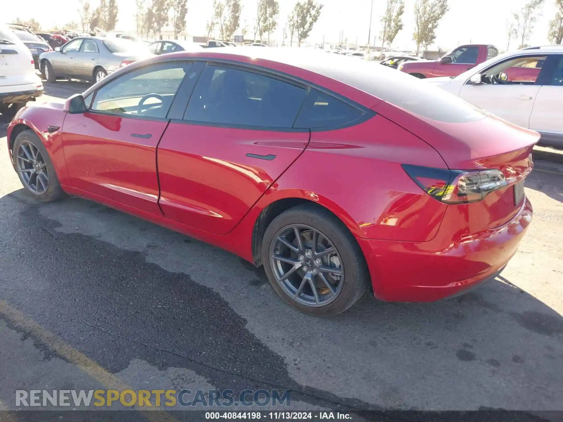 3 Photograph of a damaged car 5YJ3E1EB1NF249561 TESLA MODEL 3 2022
