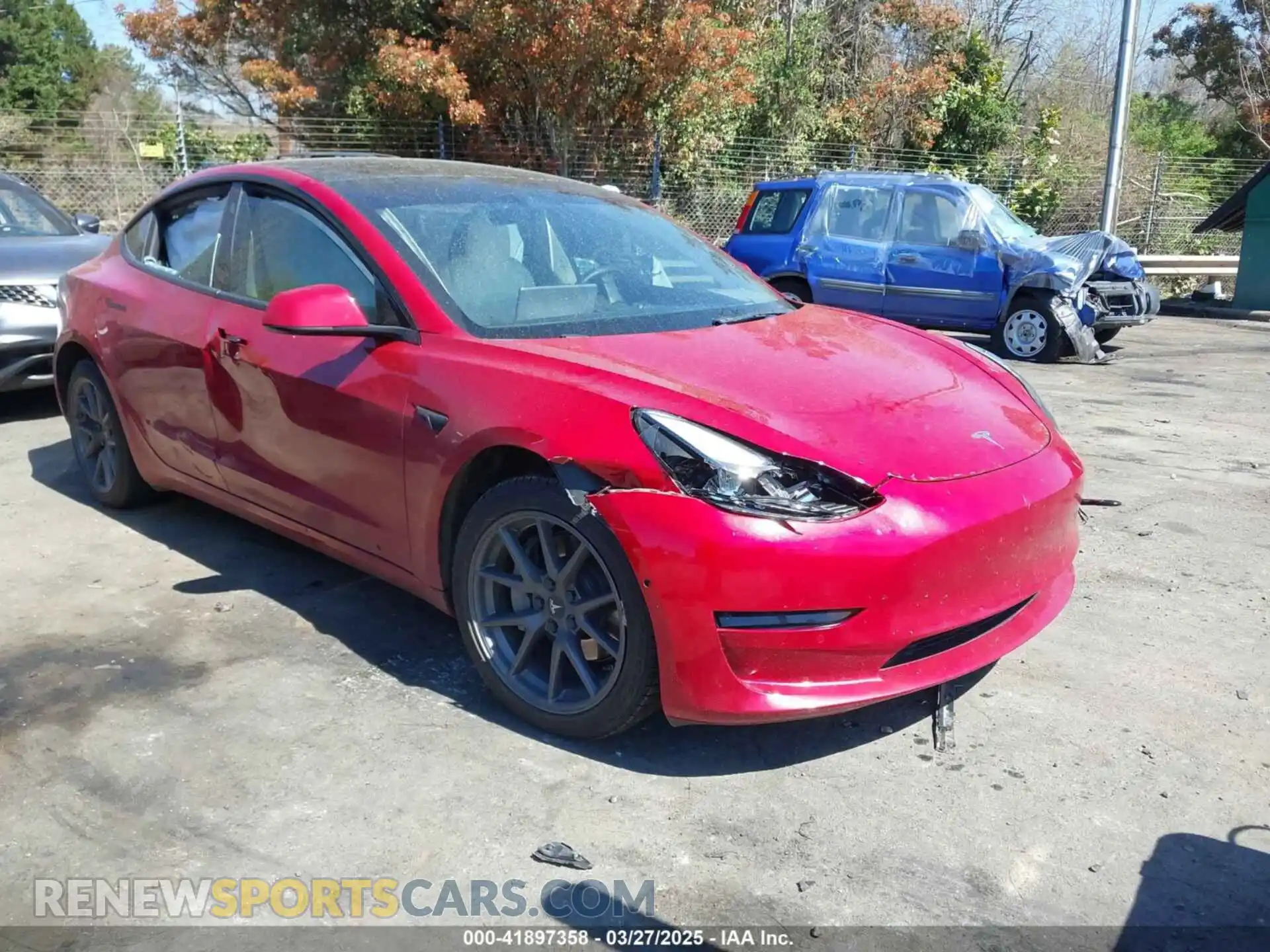 1 Photograph of a damaged car 5YJ3E1EB1NF272452 TESLA MODEL 3 2022