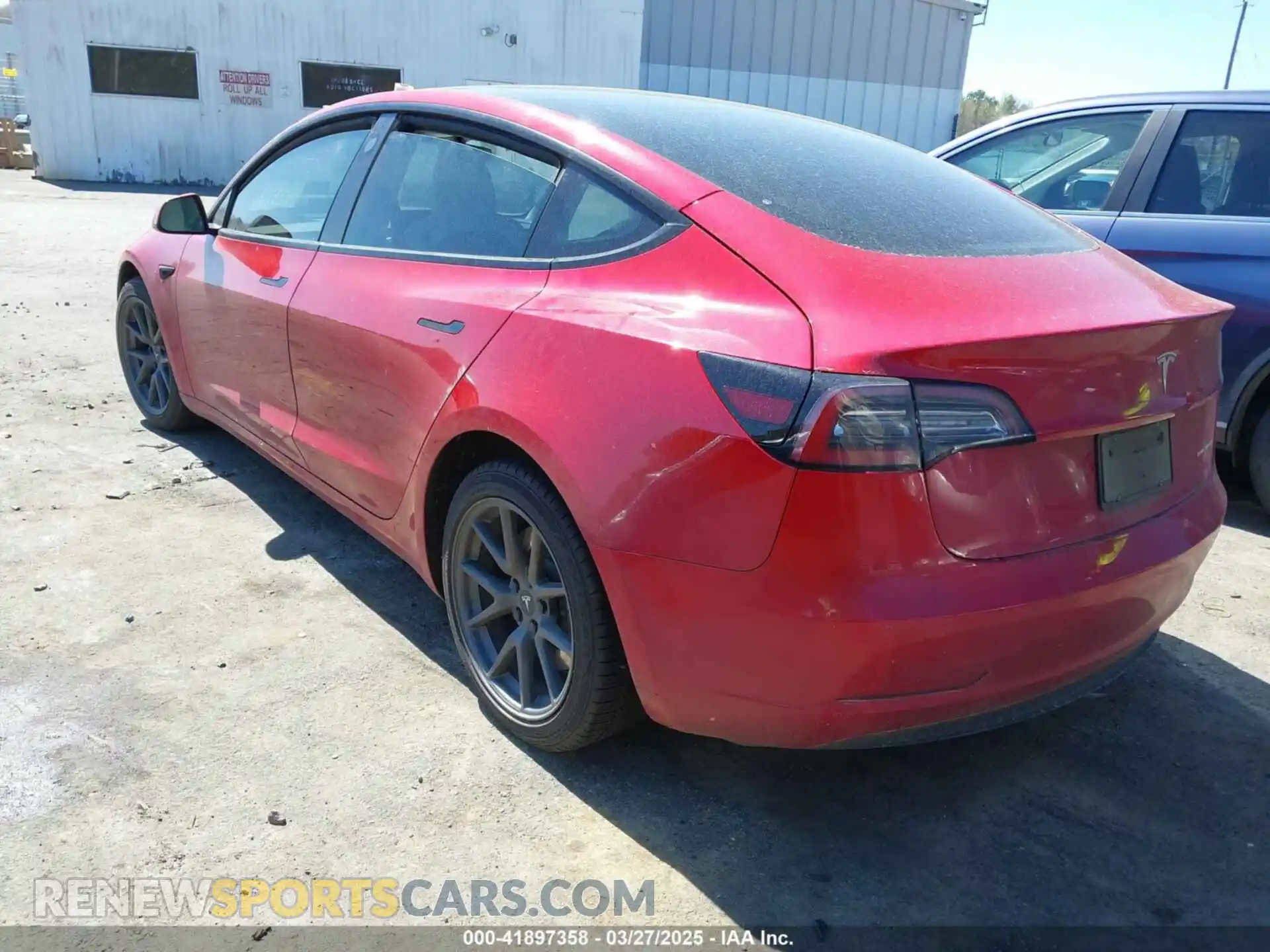 3 Photograph of a damaged car 5YJ3E1EB1NF272452 TESLA MODEL 3 2022