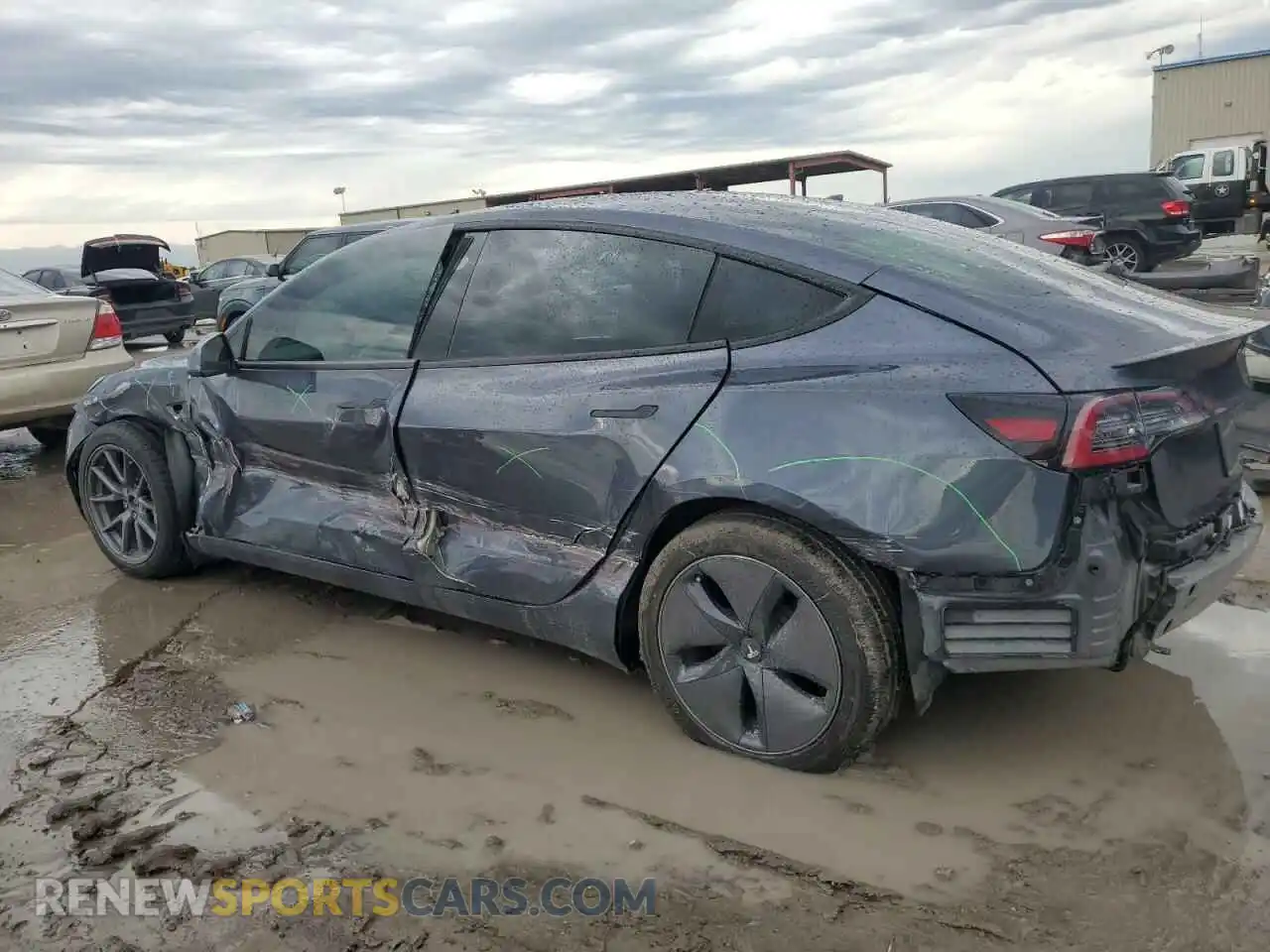 2 Photograph of a damaged car 5YJ3E1EB1NF321522 TESLA MODEL 3 2022