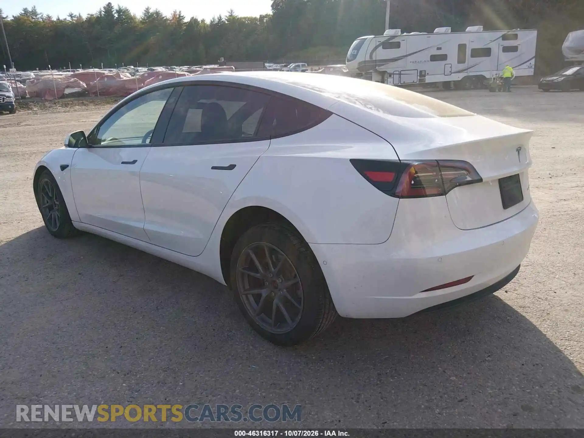 3 Photograph of a damaged car 5YJ3E1EB1NF324565 TESLA MODEL 3 2022