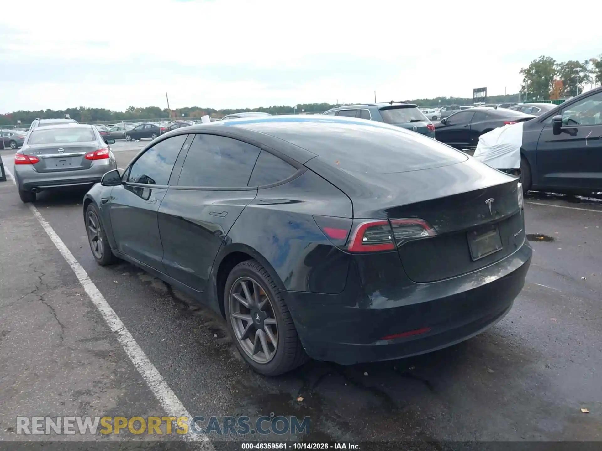 3 fotografías del automóvil dañado 5YJ3E1EB1NF360076 TESLA MODEL 3 2022