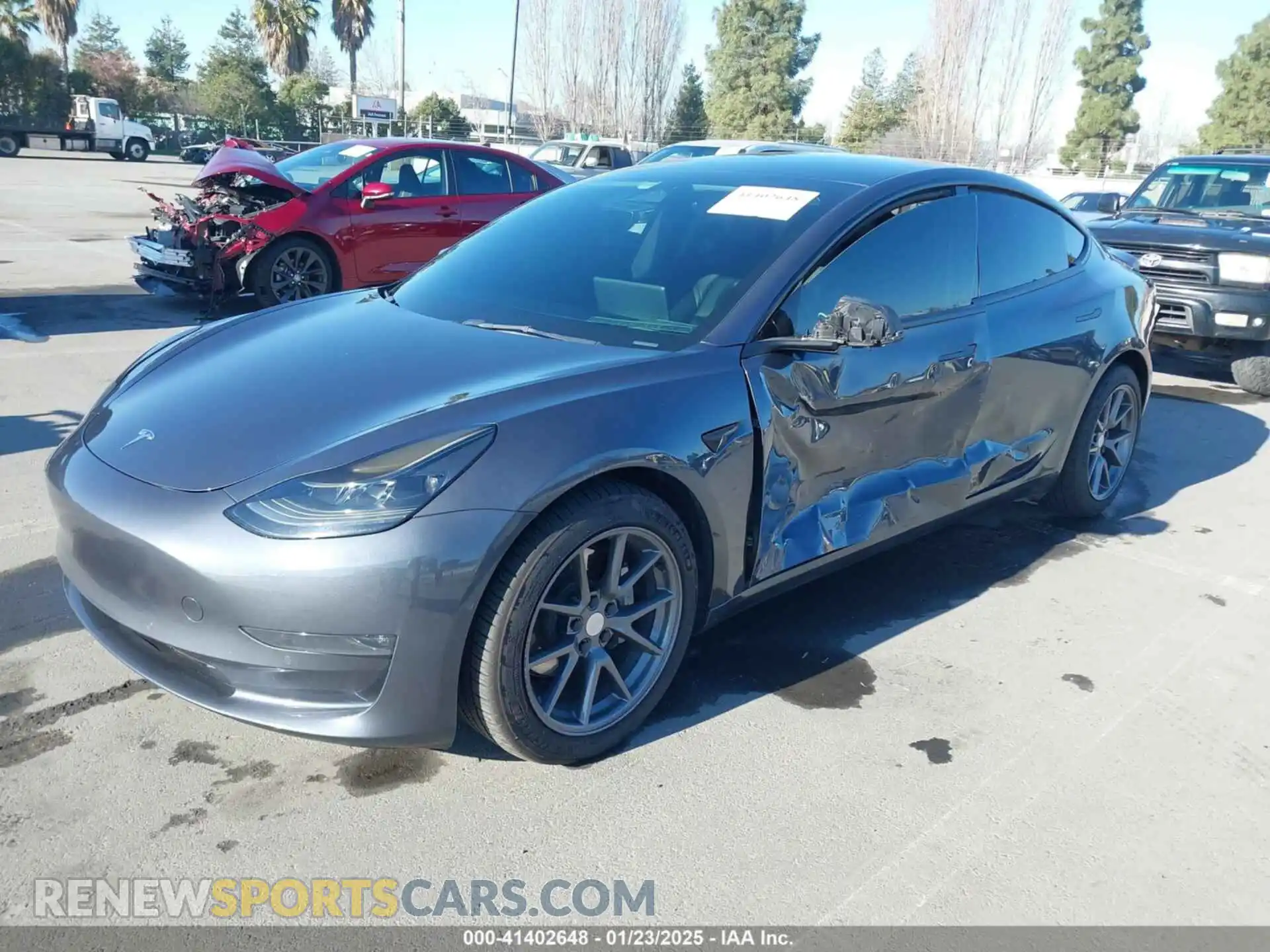 2 Photograph of a damaged car 5YJ3E1EB1NF360837 TESLA MODEL 3 2022