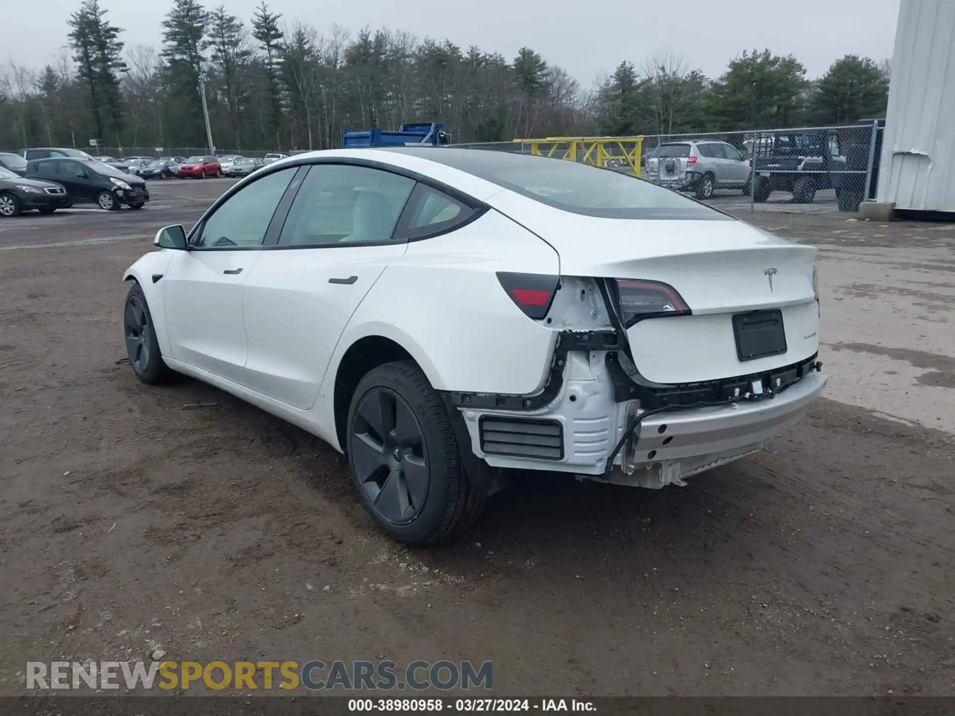 3 Photograph of a damaged car 5YJ3E1EB2NF101869 TESLA MODEL 3 2022