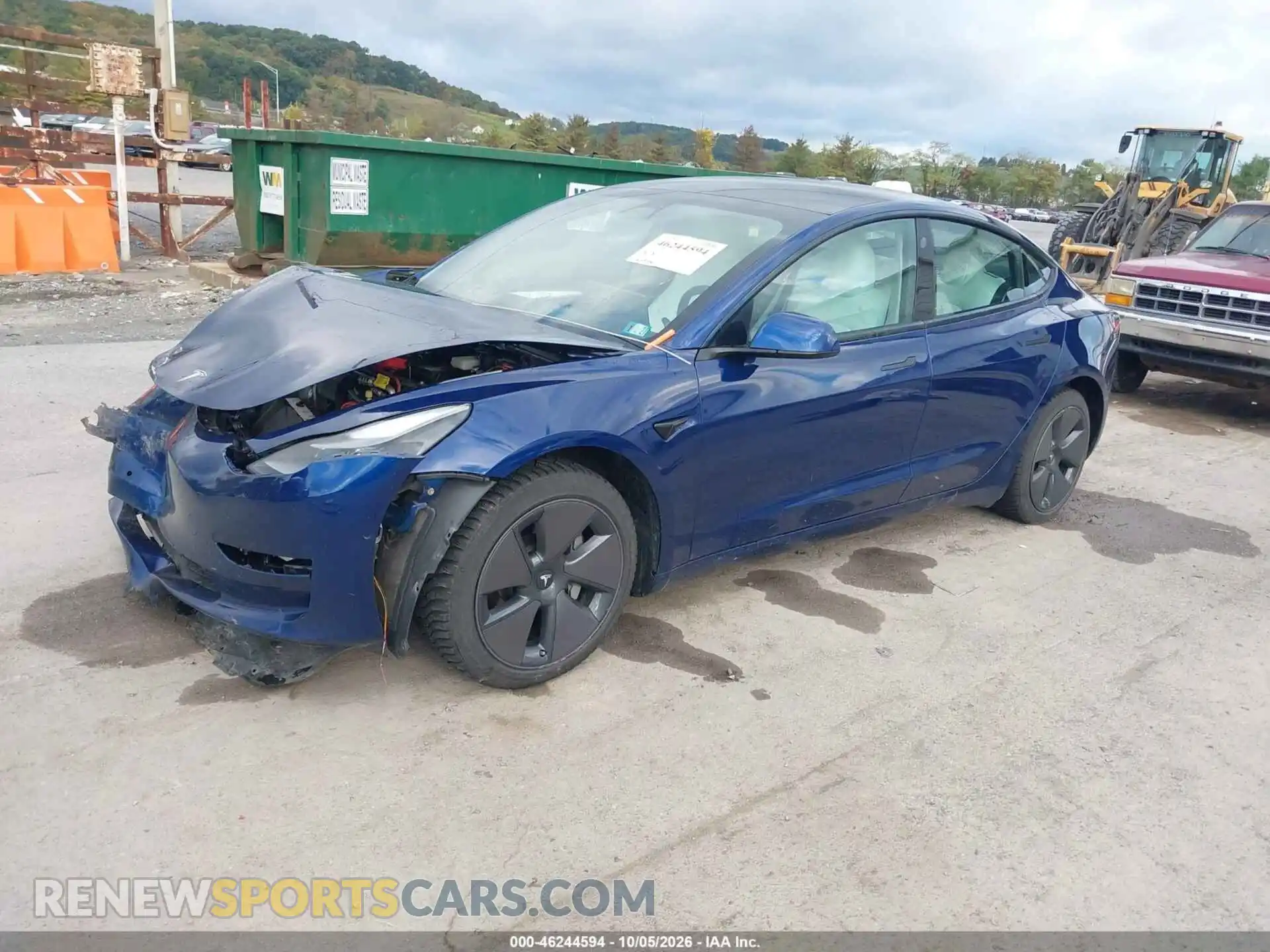 2 Photograph of a damaged car 5YJ3E1EB2NF102097 TESLA MODEL 3 2022