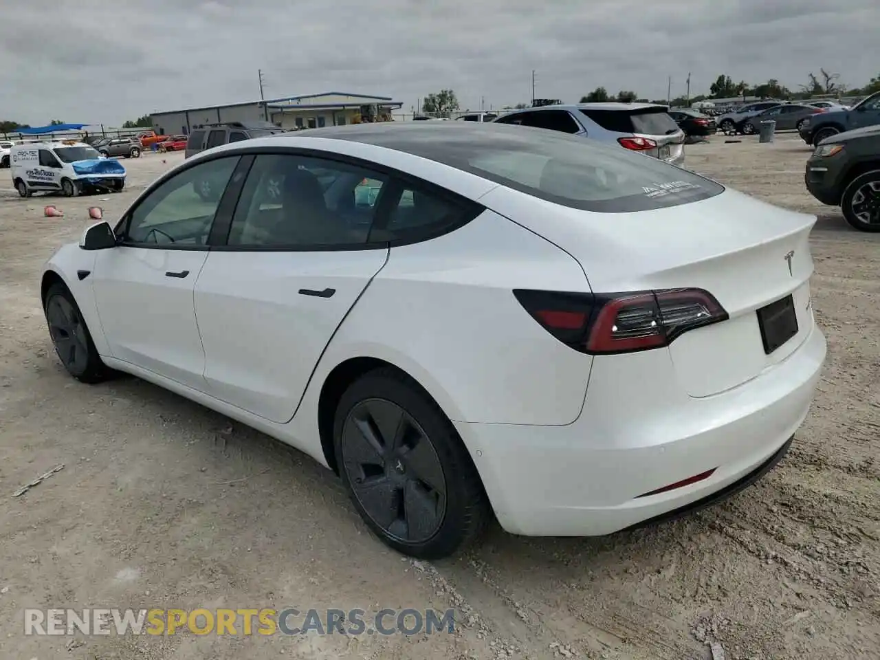 2 Photograph of a damaged car 5YJ3E1EB2NF105145 TESLA MODEL 3 2022
