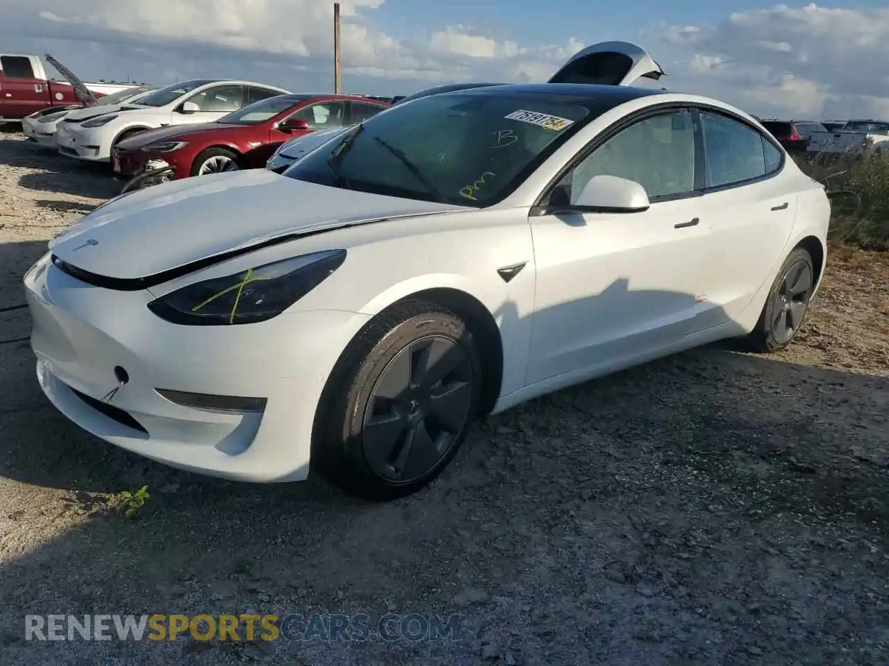 1 Photograph of a damaged car 5YJ3E1EB2NF105615 TESLA MODEL 3 2022