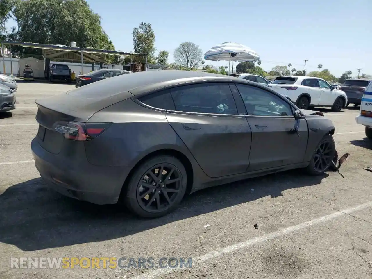 3 Photograph of a damaged car 5YJ3E1EB2NF106926 TESLA MODEL 3 2022