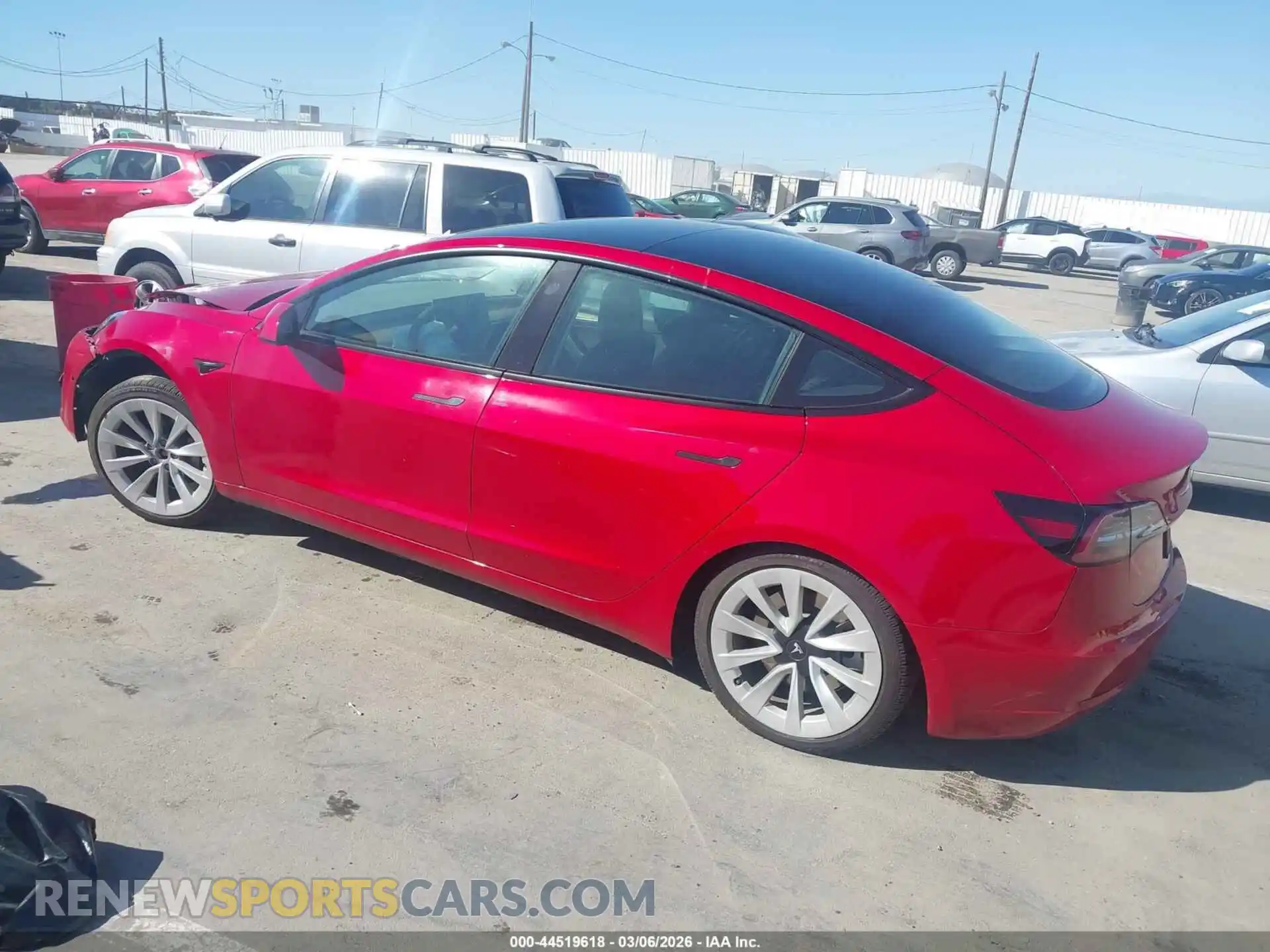 3 Photograph of a damaged car 5YJ3E1EB2NF128182 TESLA MODEL 3 2022
