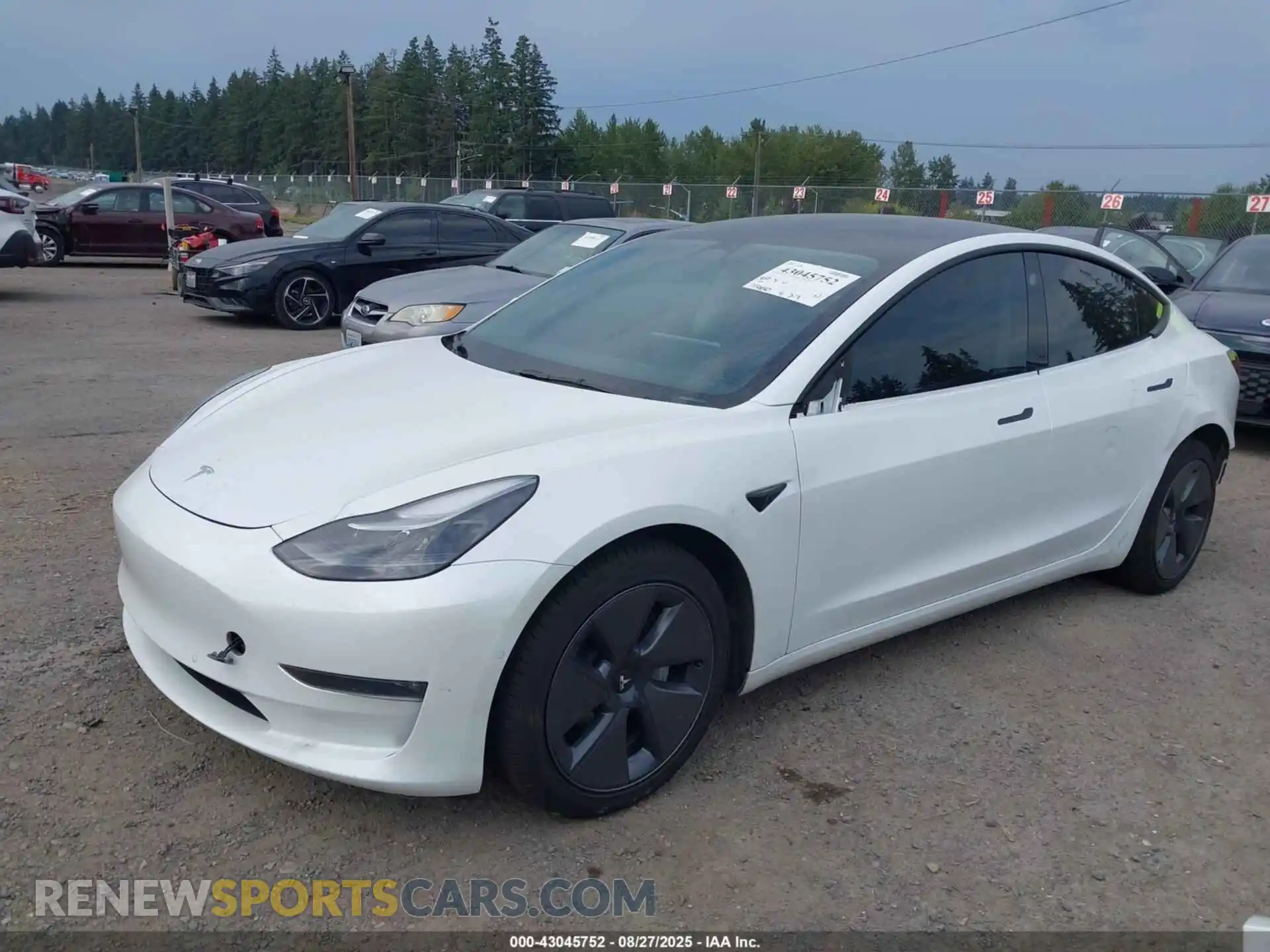 2 Photograph of a damaged car 5YJ3E1EB2NF165202 TESLA MODEL 3 2022