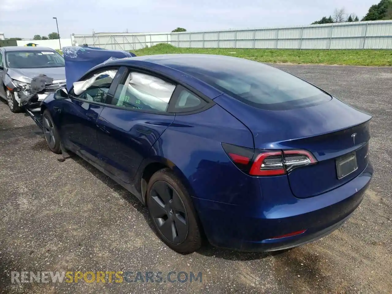 3 Photograph of a damaged car 5YJ3E1EB2NF168455 TESLA MODEL 3 2022