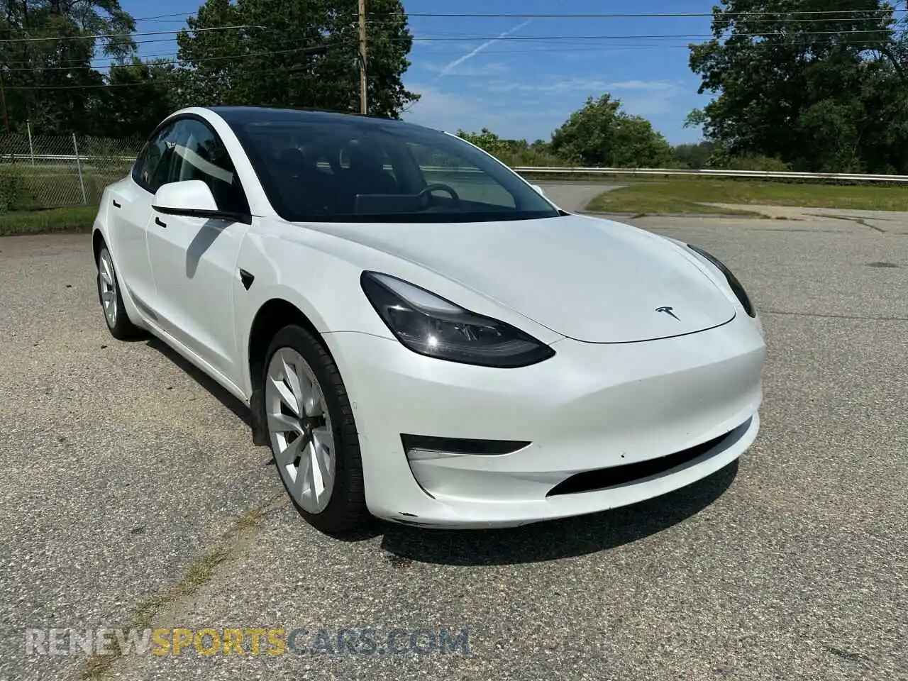 2 Photograph of a damaged car 5YJ3E1EB2NF178127 TESLA MODEL 3 2022