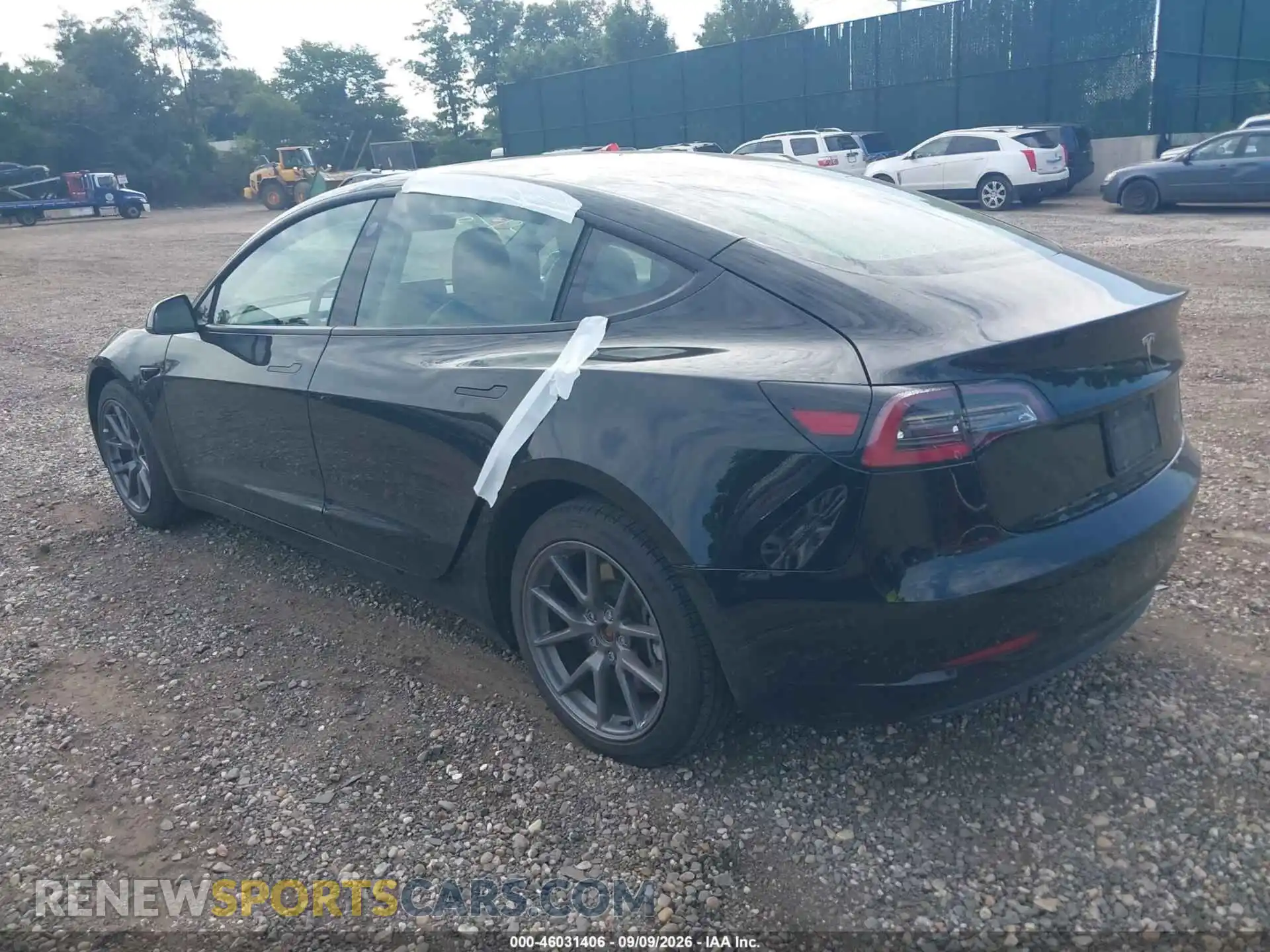 3 Photograph of a damaged car 5YJ3E1EB2NF200806 TESLA MODEL 3 2022