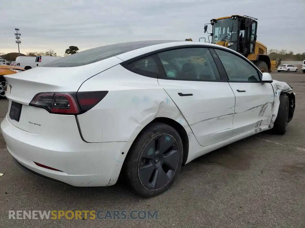 3 Photograph of a damaged car 5YJ3E1EB2NF258723 TESLA MODEL 3 2022