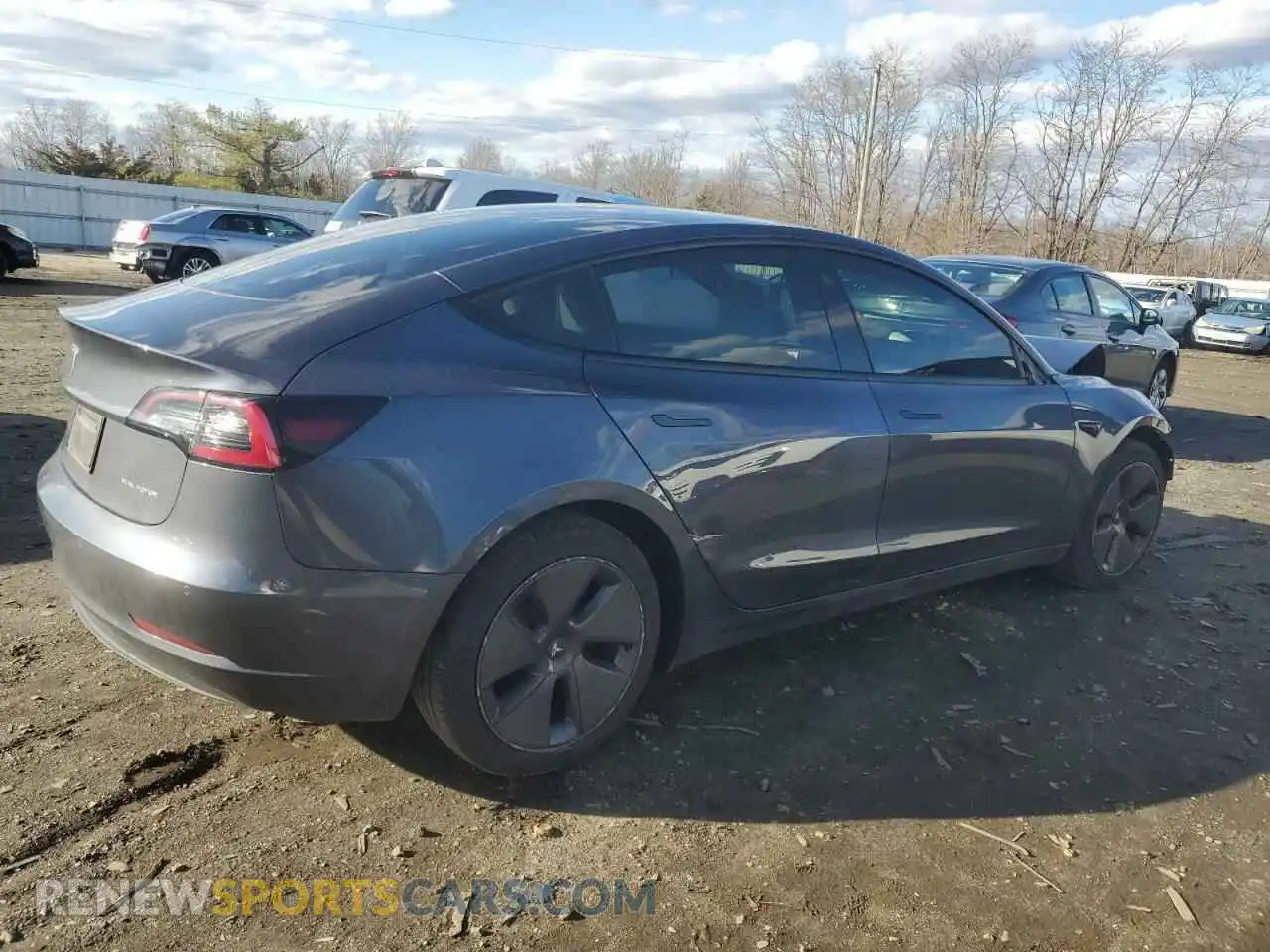 3 Photograph of a damaged car 5YJ3E1EB2NF261637 TESLA MODEL 3 2022