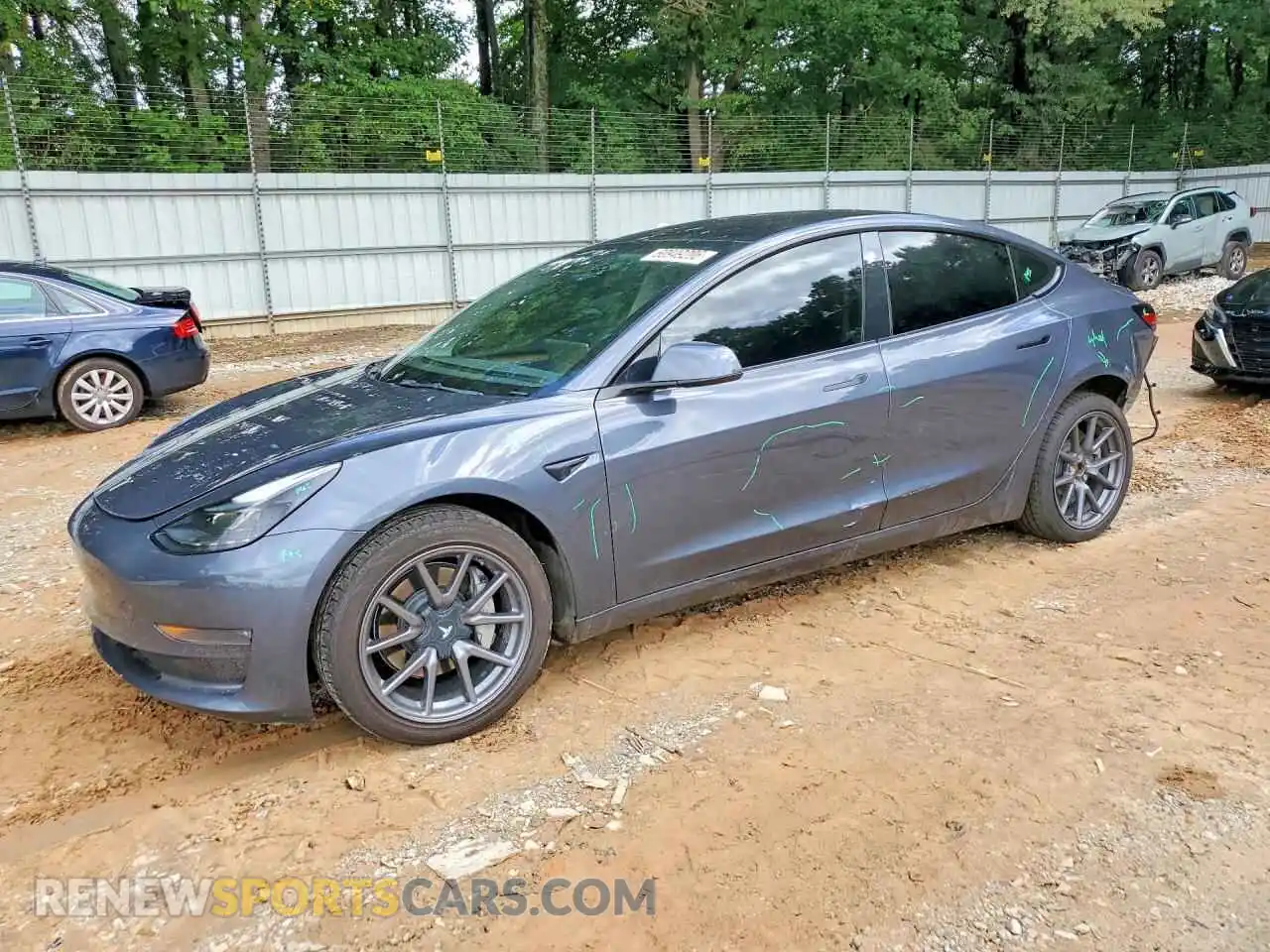 1 Photograph of a damaged car 5YJ3E1EB2NF265137 TESLA MODEL 3 2022
