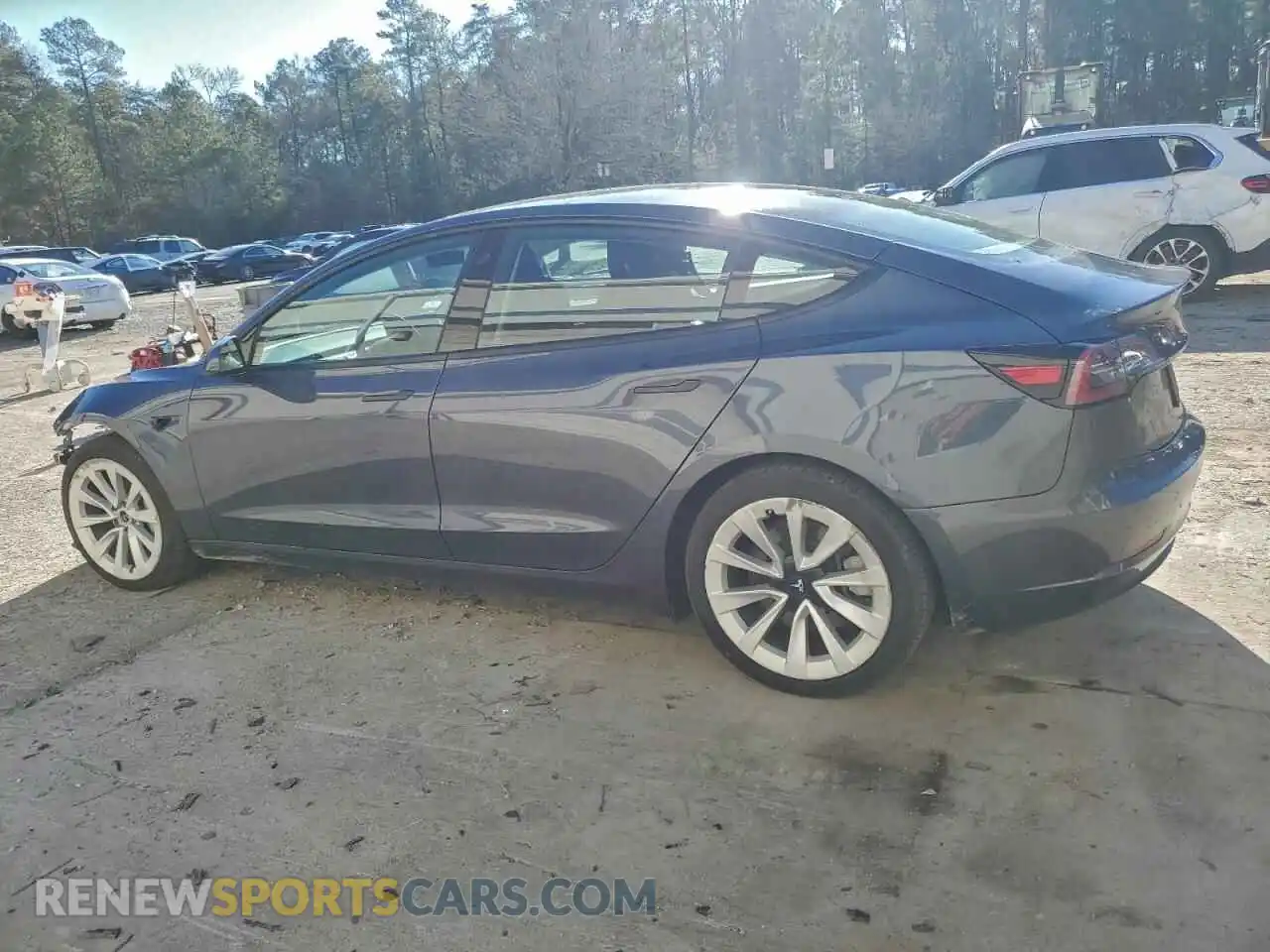 2 Photograph of a damaged car 5YJ3E1EB2NF291365 TESLA MODEL 3 2022