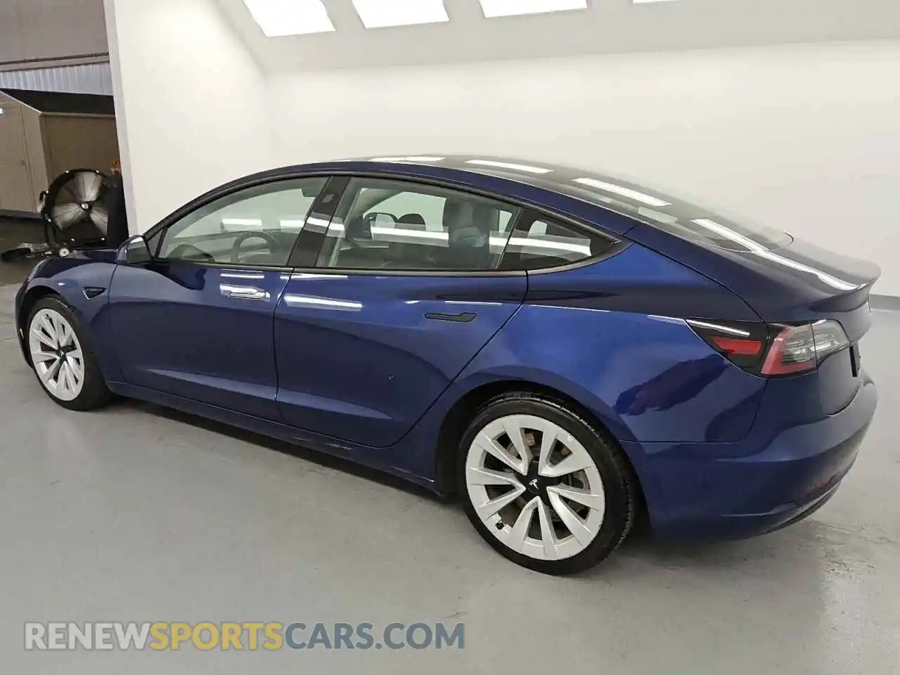 2 fotografías del automóvil dañado 5YJ3E1EB2NF301165 TESLA MODEL 3 2022