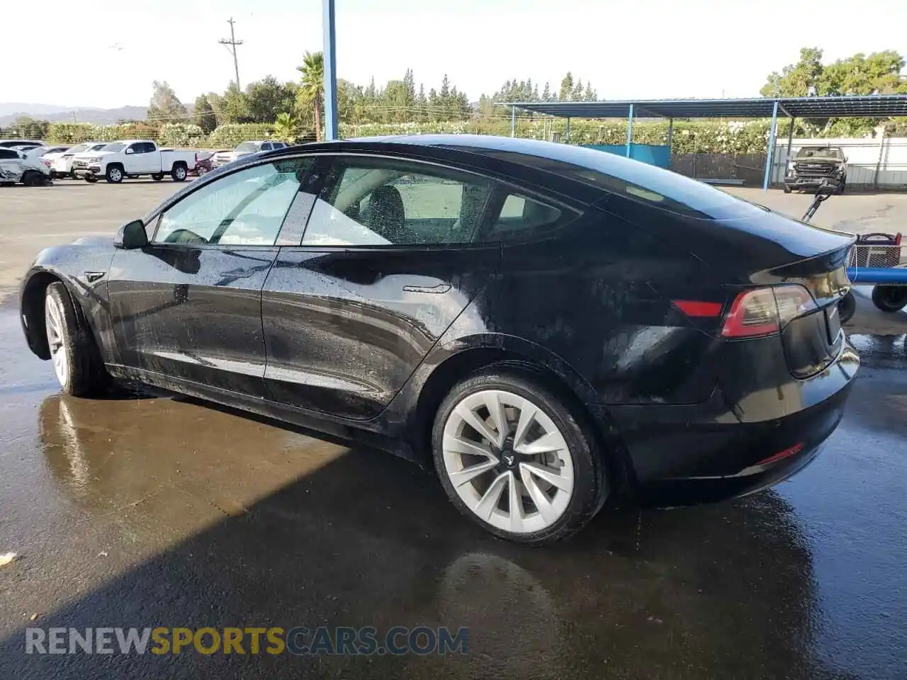 2 Photograph of a damaged car 5YJ3E1EB2NF304941 TESLA MODEL 3 2022