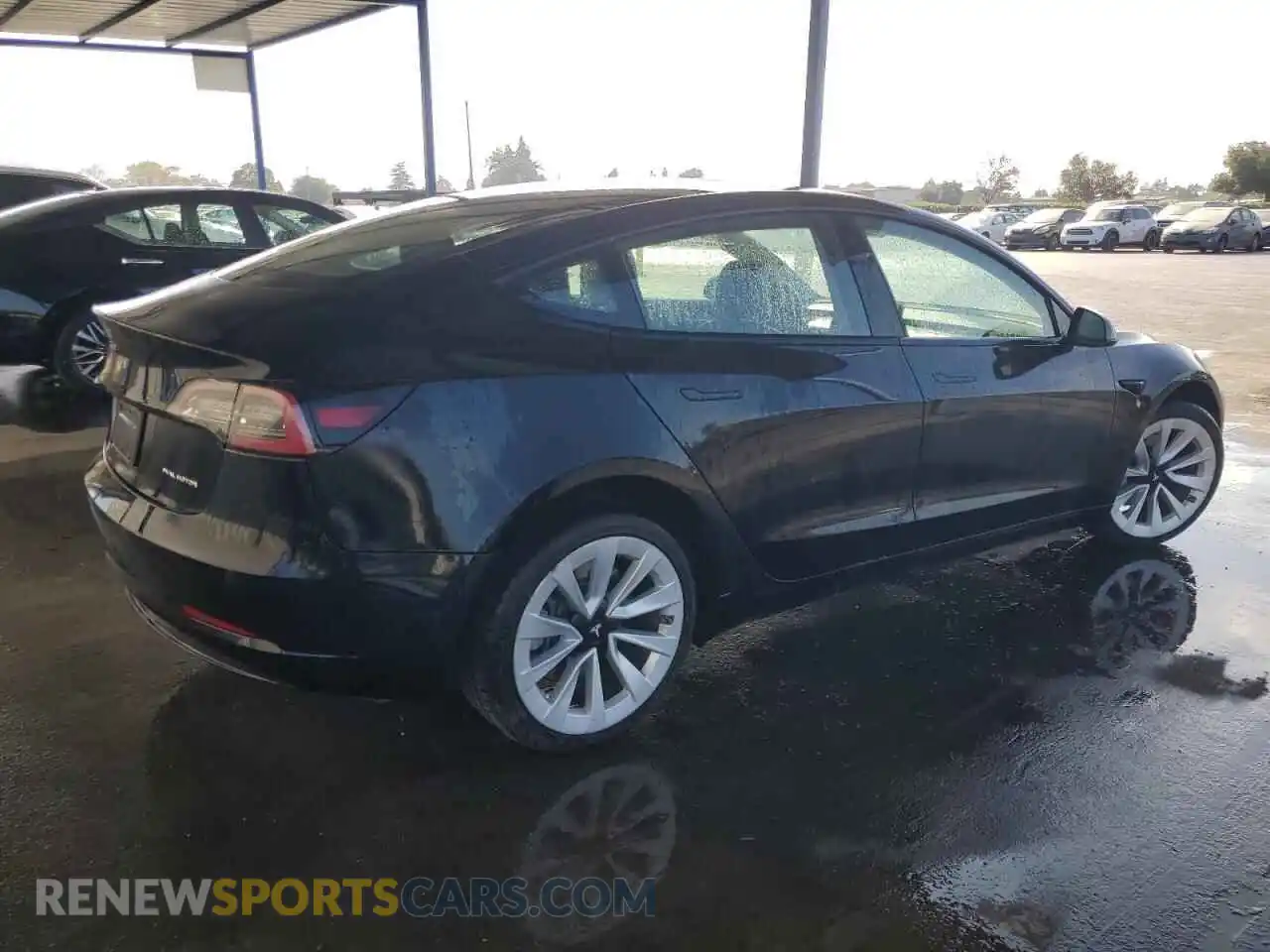 3 Photograph of a damaged car 5YJ3E1EB2NF304941 TESLA MODEL 3 2022