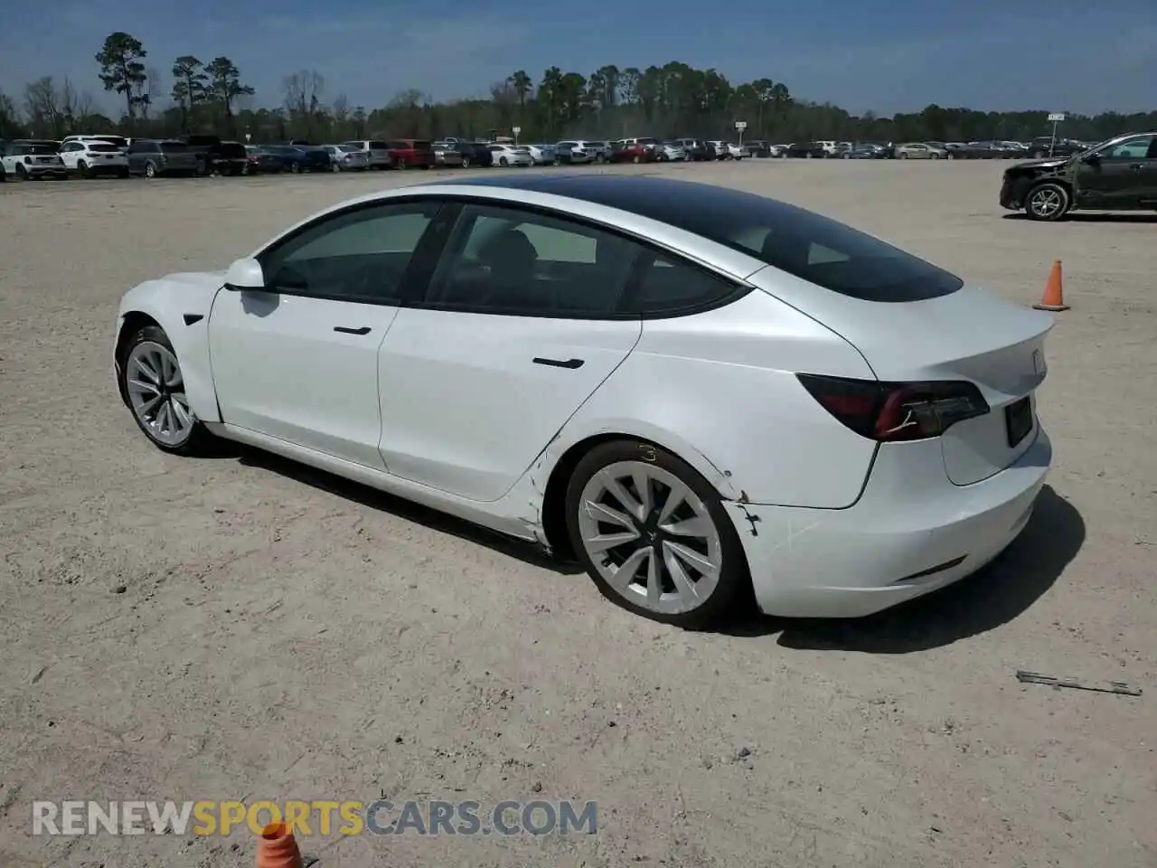 2 Photograph of a damaged car 5YJ3E1EB2NF344341 TESLA MODEL 3 2022