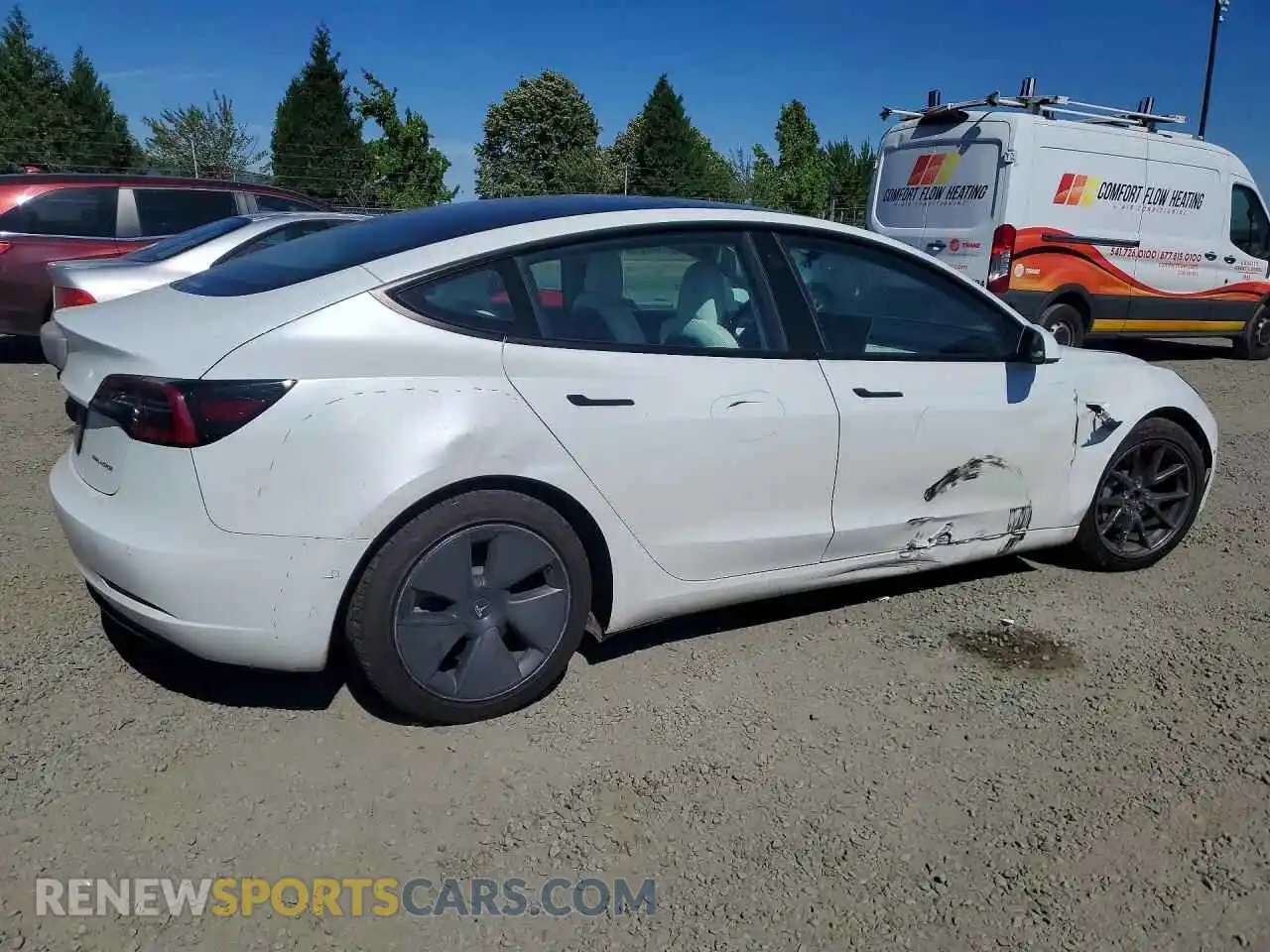 3 Photograph of a damaged car 5YJ3E1EB2NF349605 TESLA MODEL 3 2022