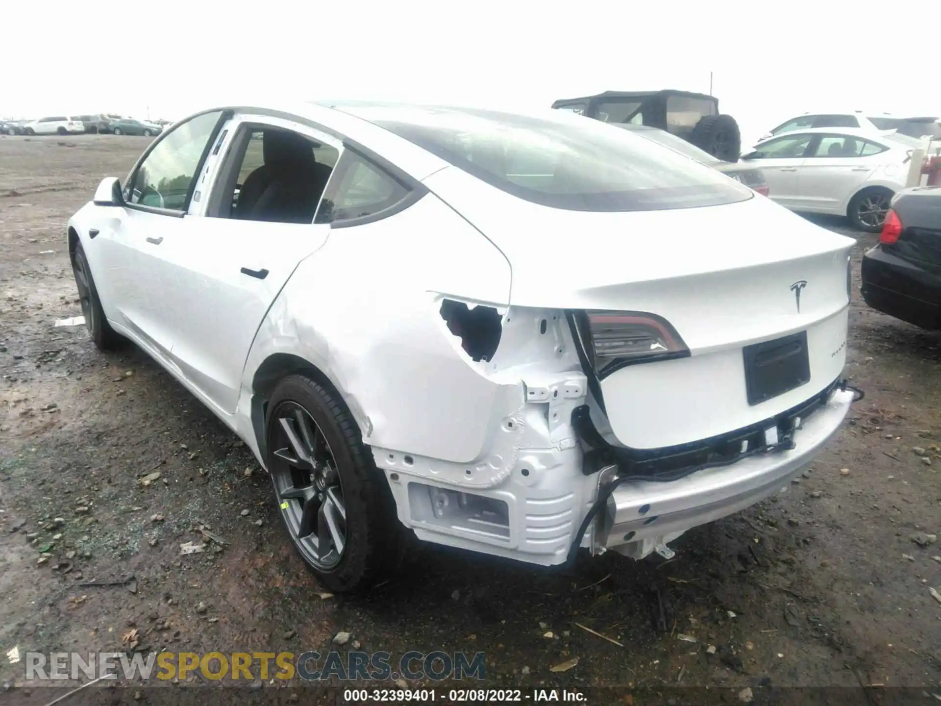3 Photograph of a damaged car 5YJ3E1EB3NF105476 TESLA MODEL 3 2022