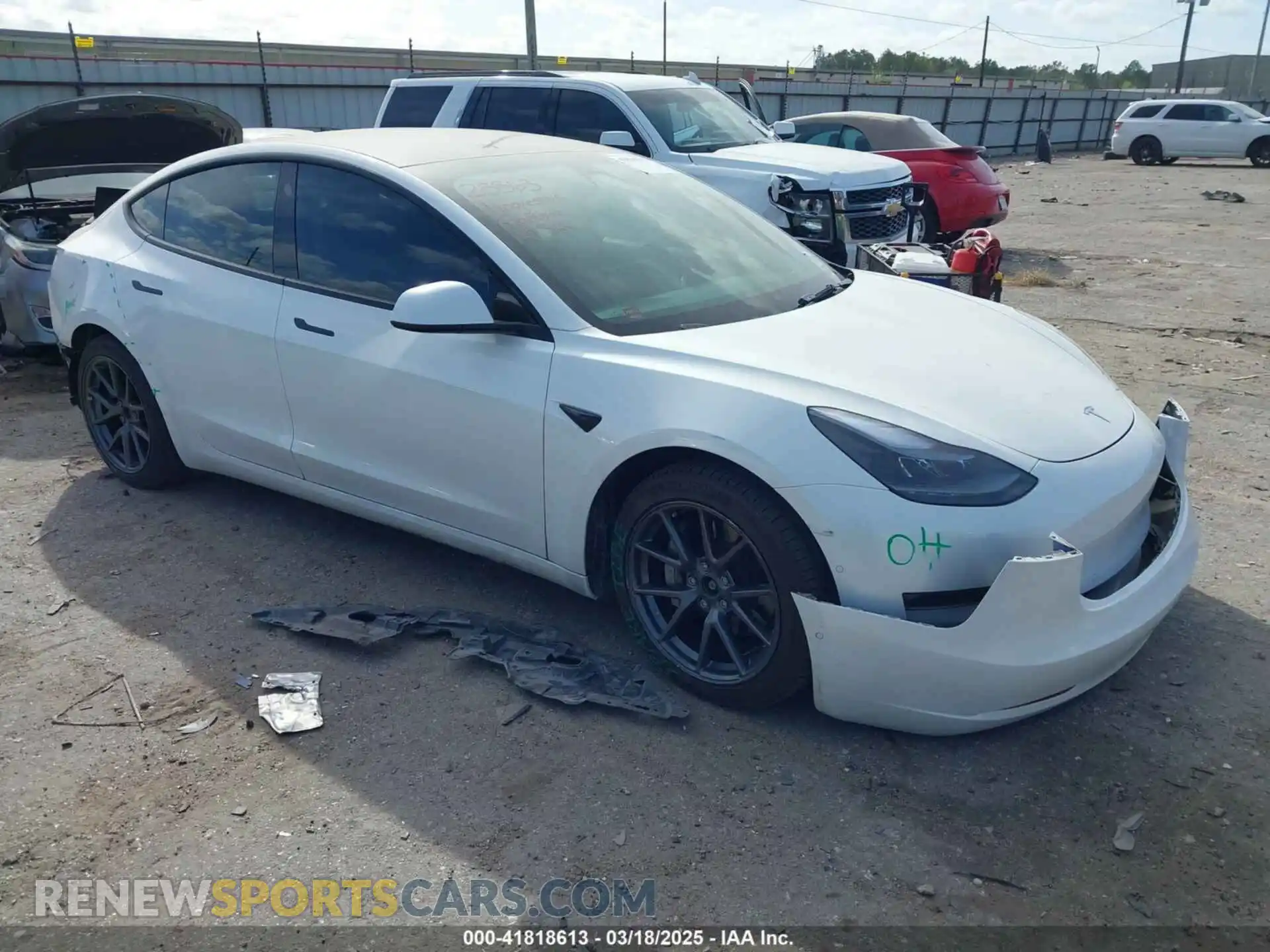 1 Фотография поврежденного автомобиля 5YJ3E1EB3NF106448 TESLA MODEL 3 2022