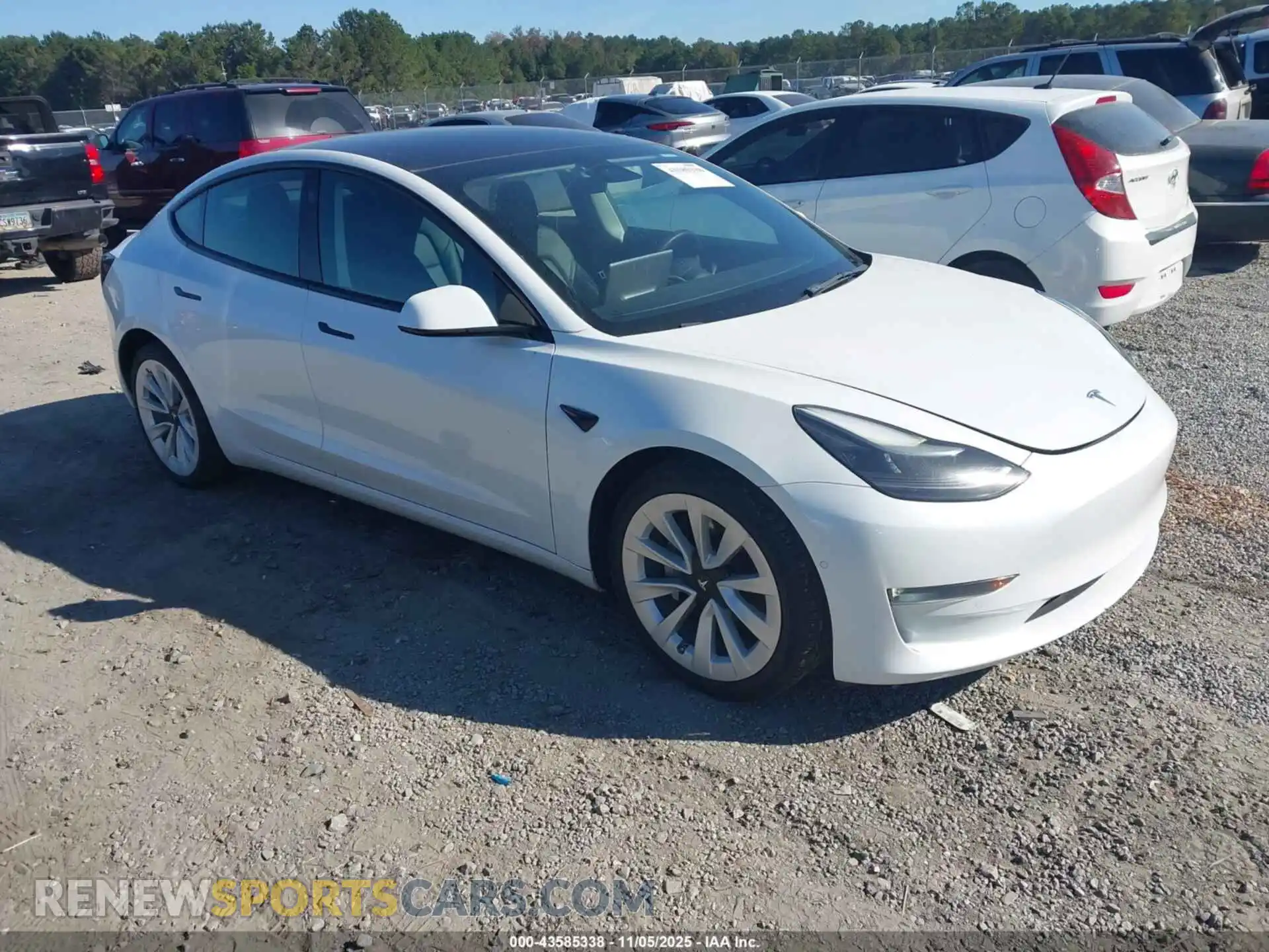 1 Photograph of a damaged car 5YJ3E1EB3NF127347 TESLA MODEL 3 2022