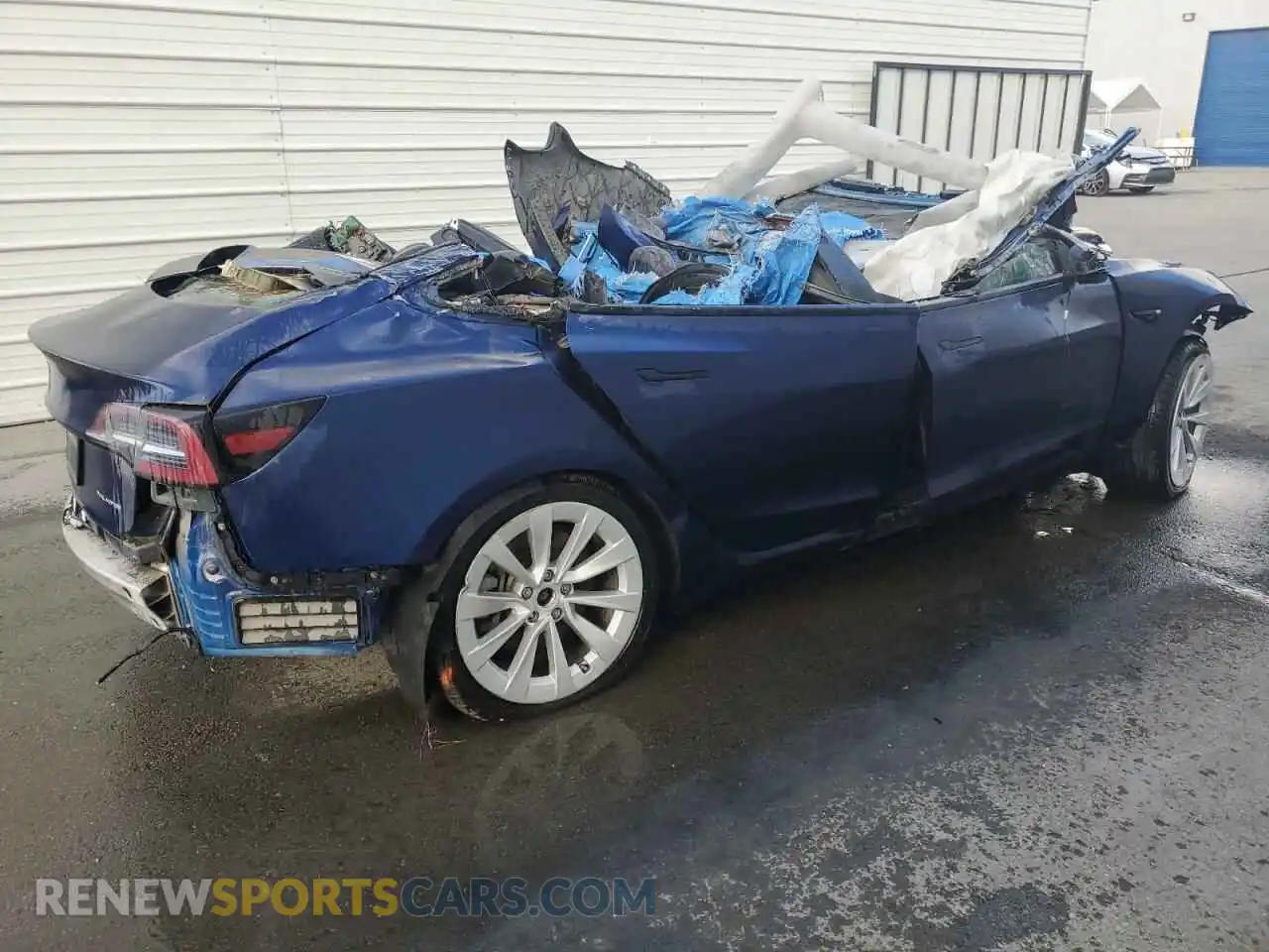 3 Photograph of a damaged car 5YJ3E1EB3NF144651 TESLA MODEL 3 2022