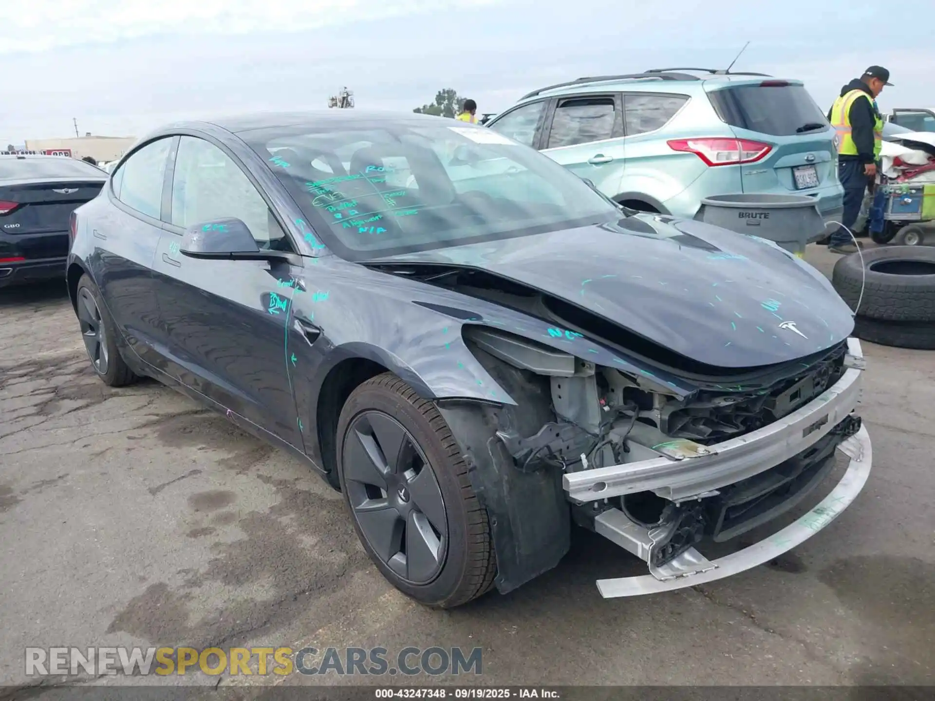 1 Photograph of a damaged car 5YJ3E1EB3NF175379 TESLA MODEL 3 2022