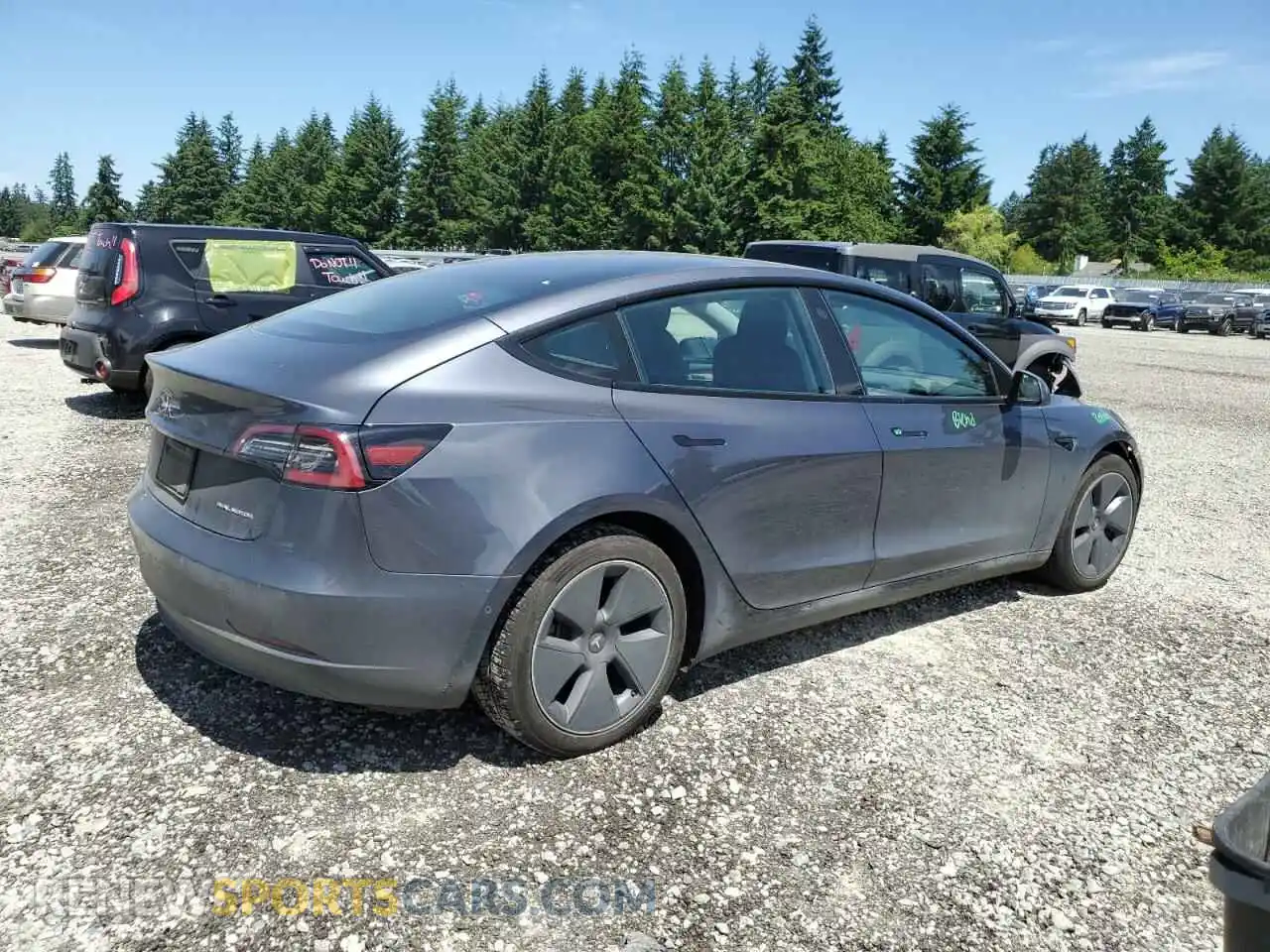3 Photograph of a damaged car 5YJ3E1EB3NF175382 TESLA MODEL 3 2022